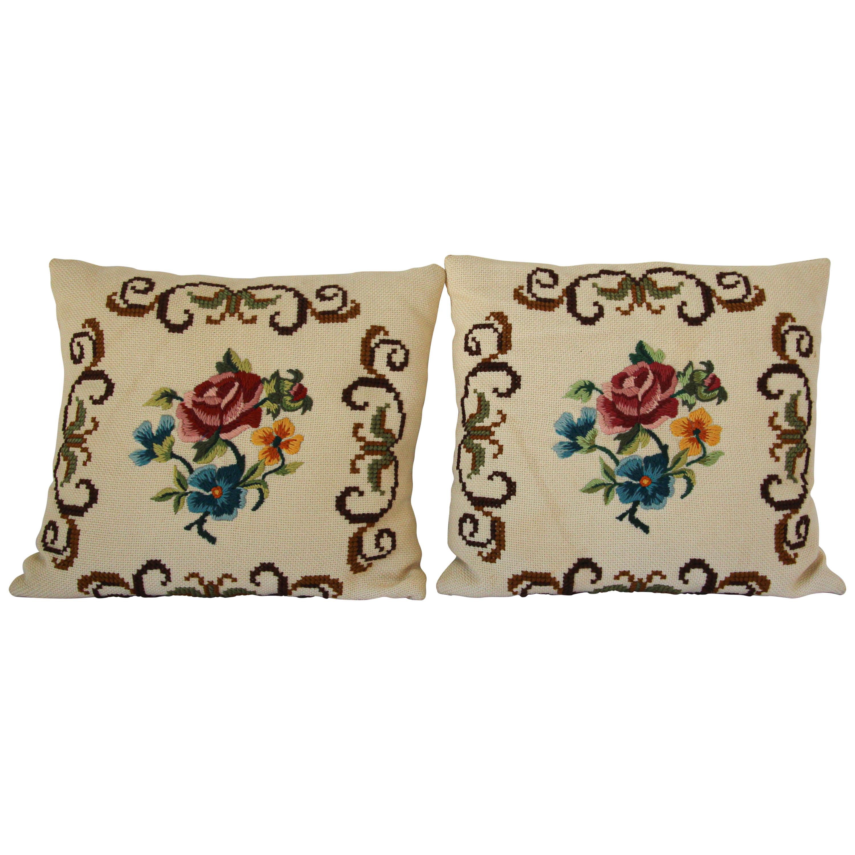 14"x 18" French Country Style Handmade Petite Point Needlepoint Pillow WM-60 