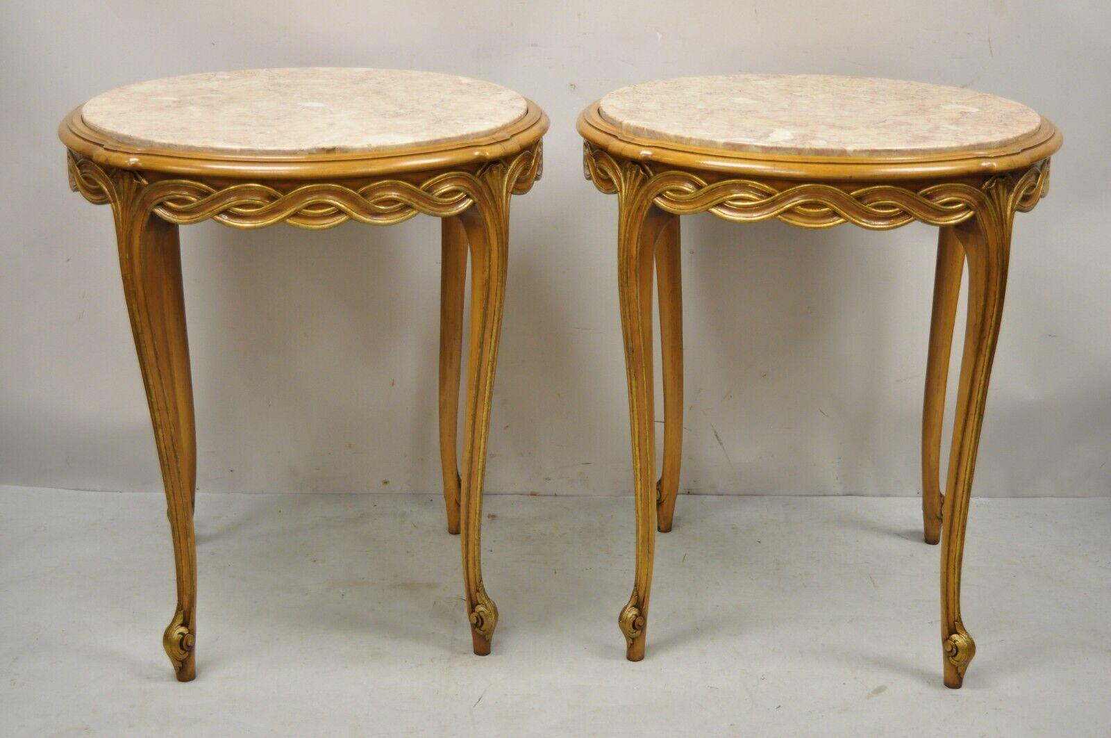 French Provincial Hollywood Regency Round Pink Marble Top Side Tables, a Pair In Good Condition For Sale In Philadelphia, PA