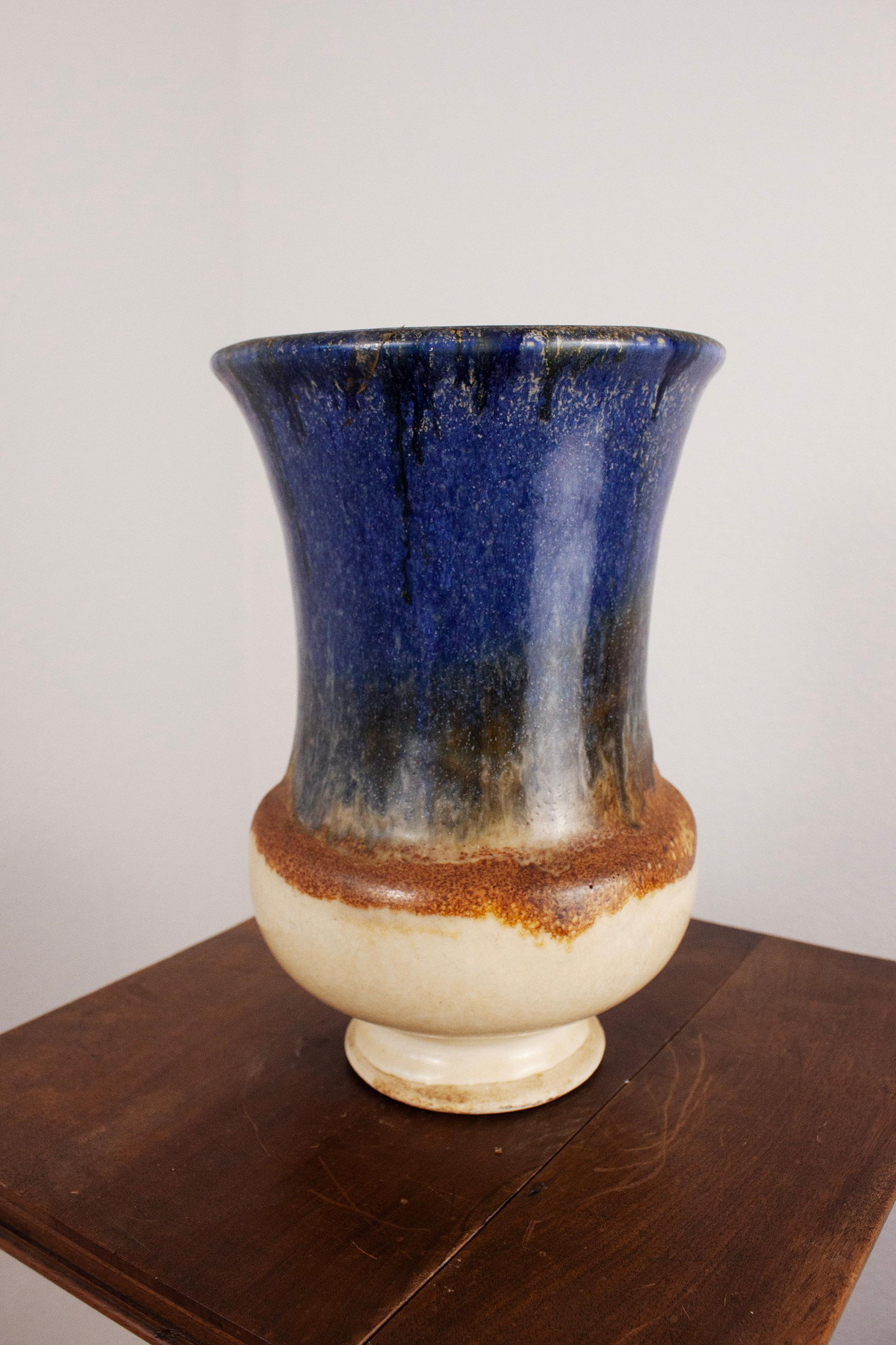 French Provincial Large Ceramic Vase with blue beige brown glaze In Good Condition For Sale In Rümmingen, BW