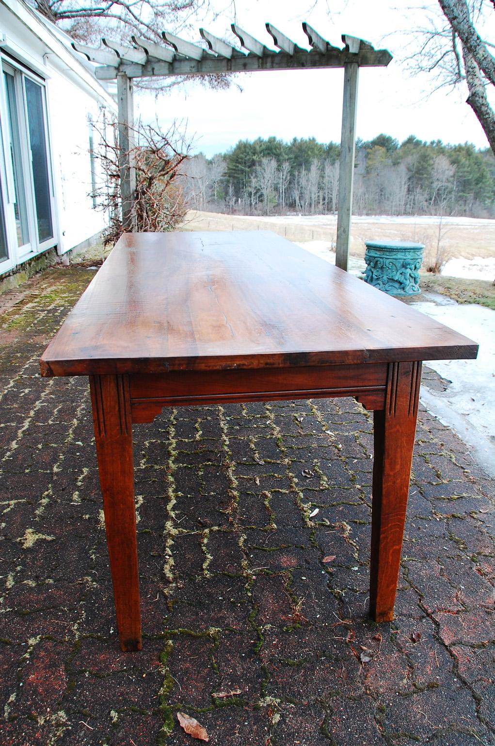 French Provincial Late 19th Century Farmhouse Table in Walnut and Oak 4