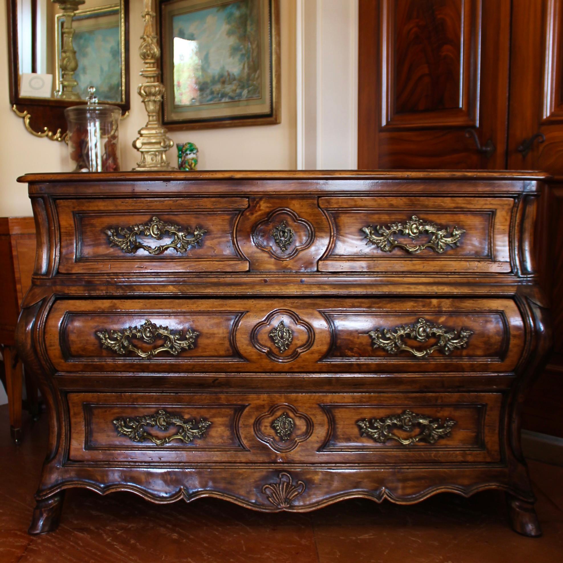 A slim and elegant carved beechwood commode with hoof feet, made of reclaimed antique timber throughout. Fantastic antique look and feel, very well executed in the 20th century, high quality craftsmanship, based on an 18th century original. Nice