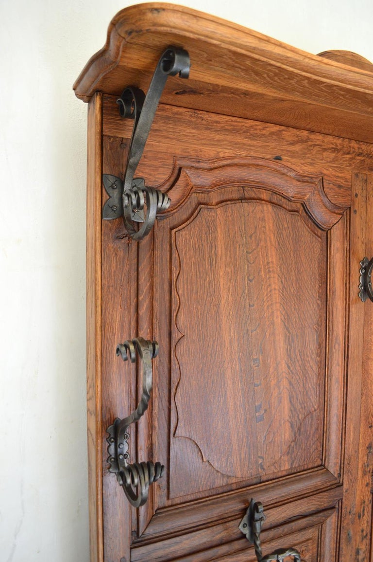French Provincial Louis XV Coat Rack in Carved Chestnut and Wrought
