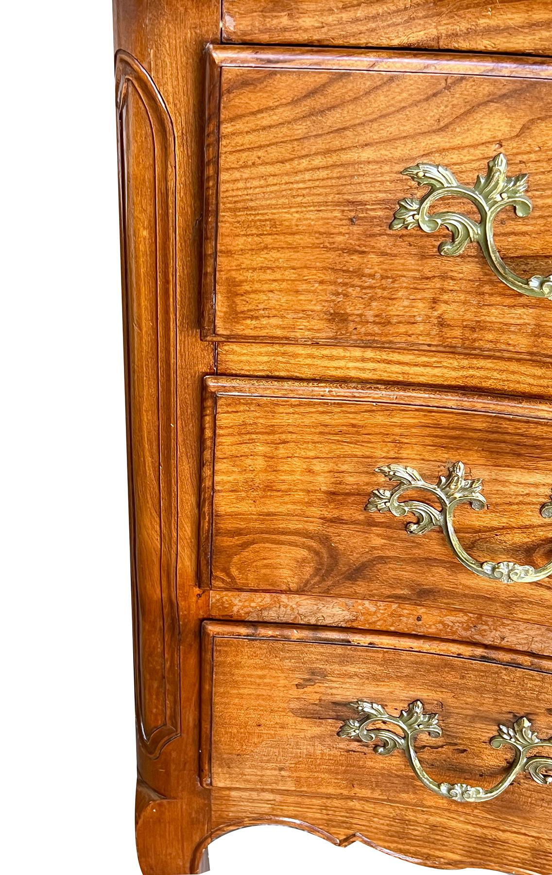 French Provincial Louis XV Style Arbalète-form Walnut 3-Drawer Chest 2