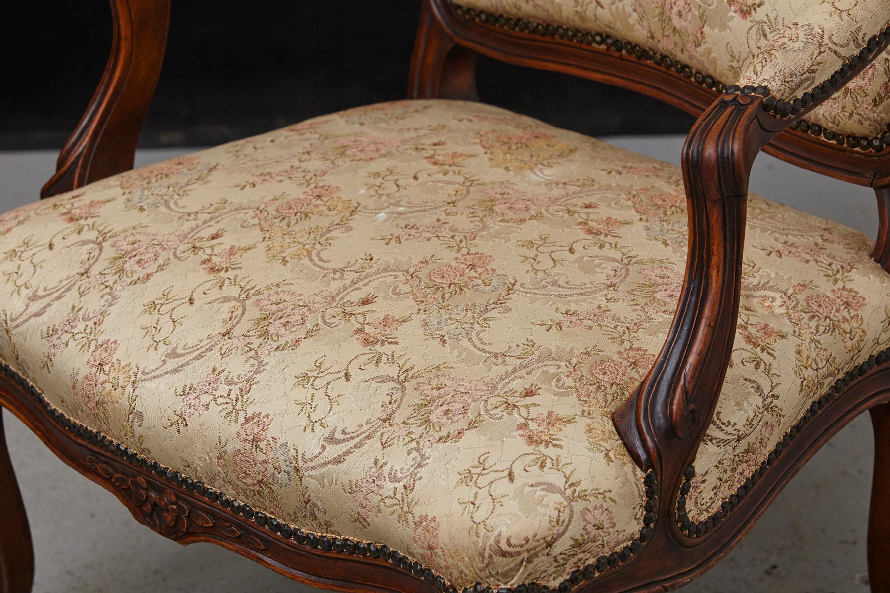 French Provincial Louis XV Style Walnut Fauteuil with Nailhead Trim, circa 1930s For Sale 3