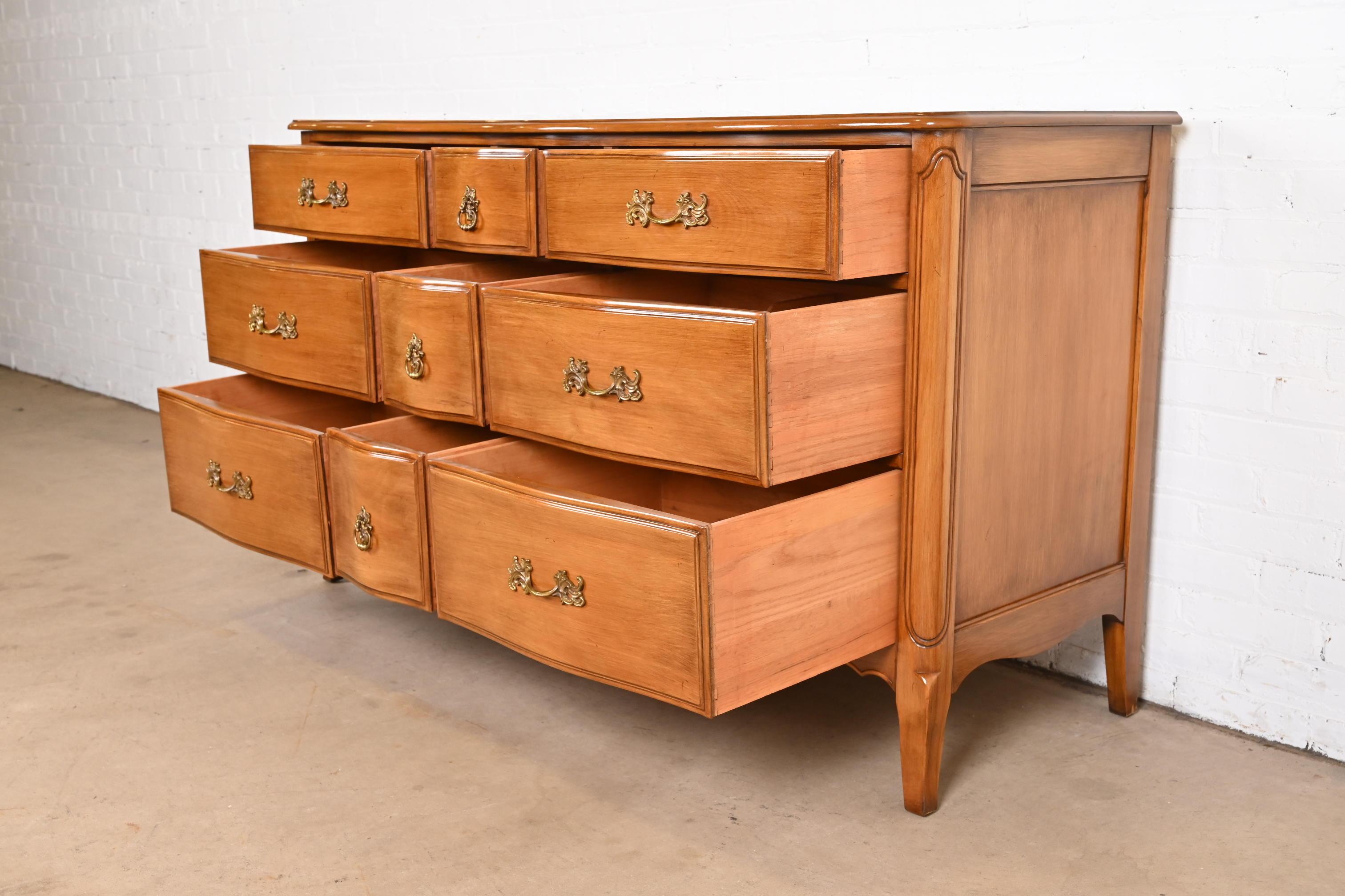 Mid-20th Century French Provincial Louis XV Triple Dresser by Davis Cabinet Co., 1950s