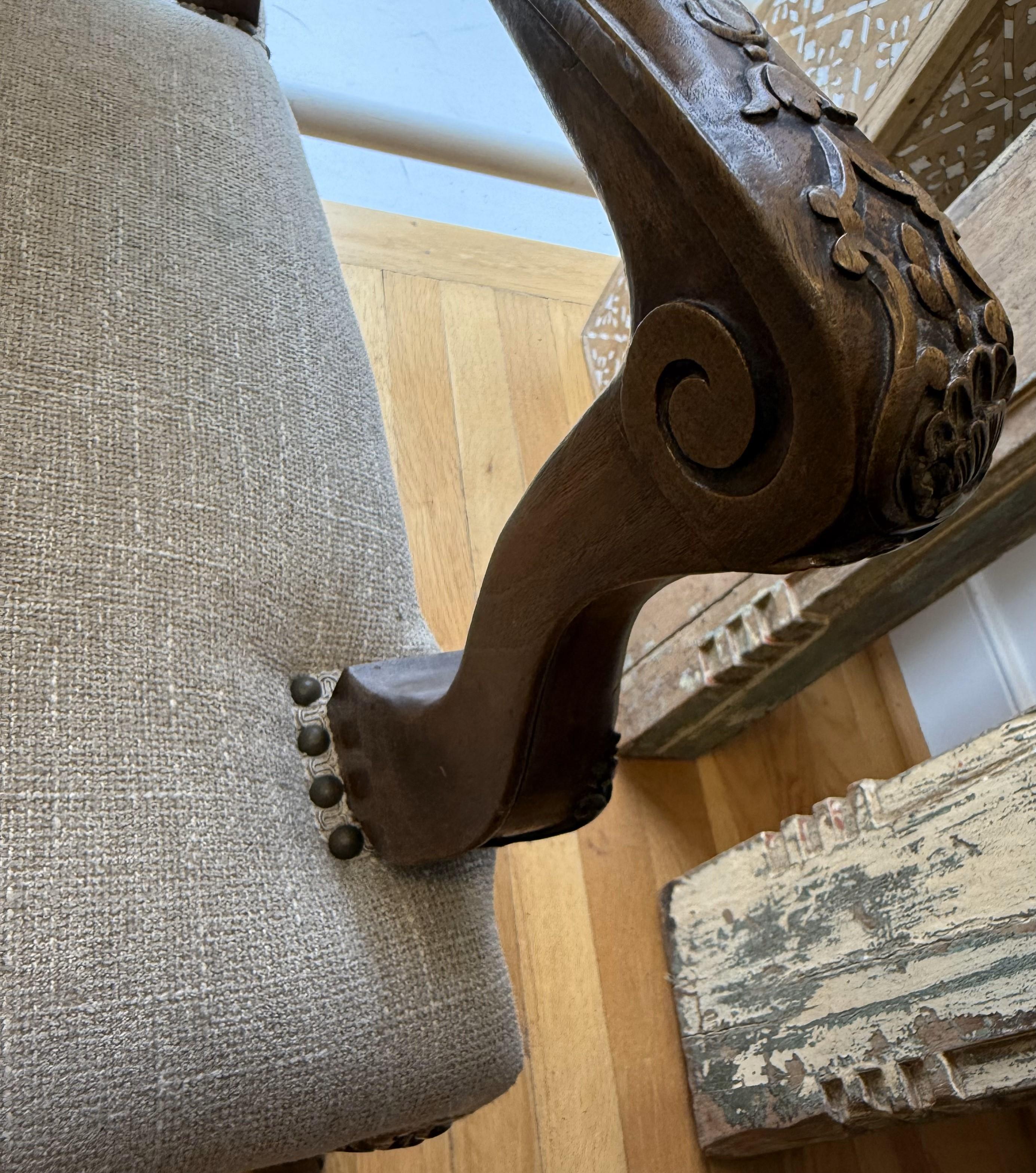 French Provincial Louis XV Walnut Settee For Sale 6