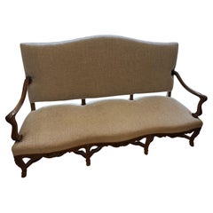 Französisches Provinzialsofa aus Nussbaum Louis XV