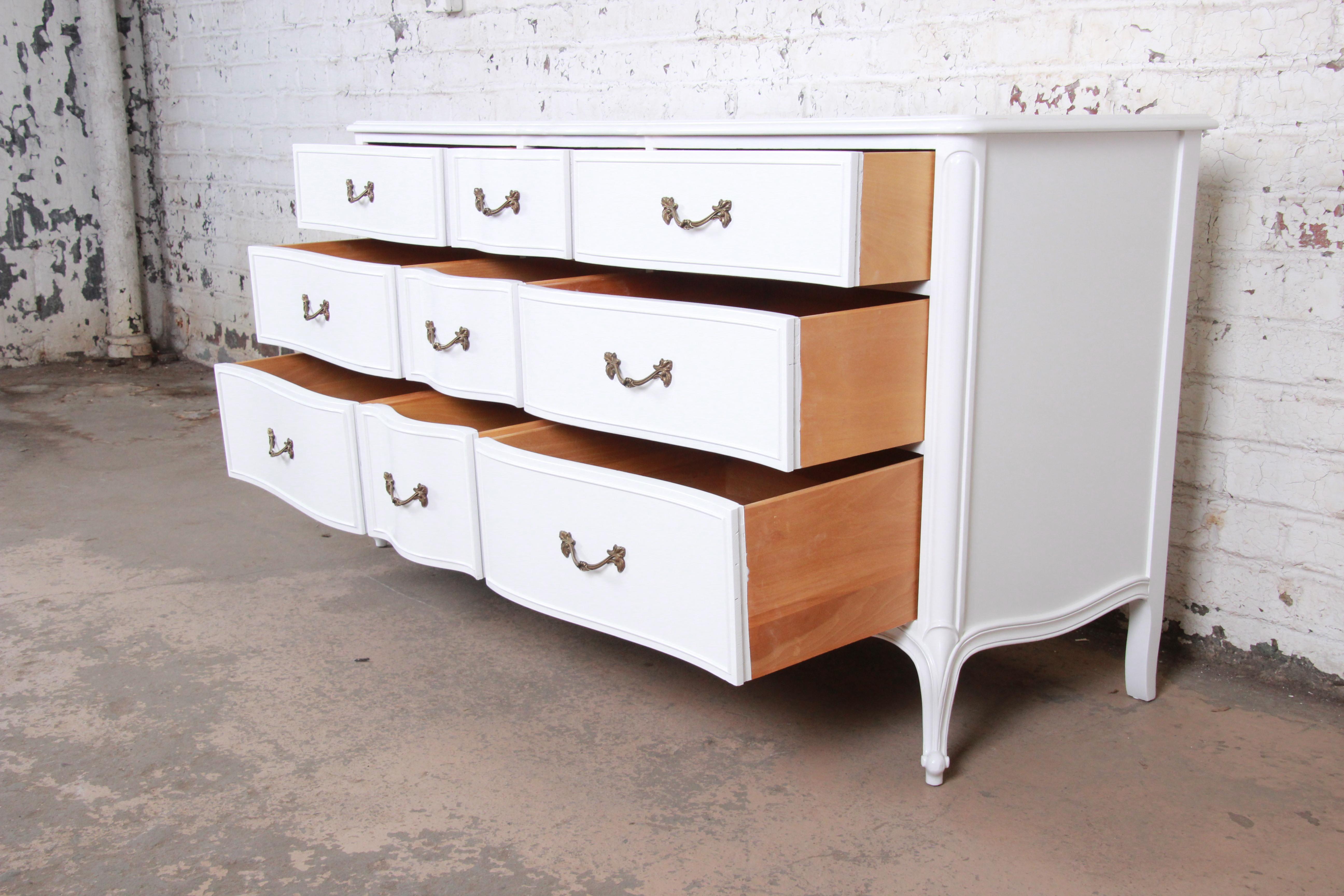 French Provincial Louis XV White Lacquered Triple Dresser by Drexel, Refinished 3