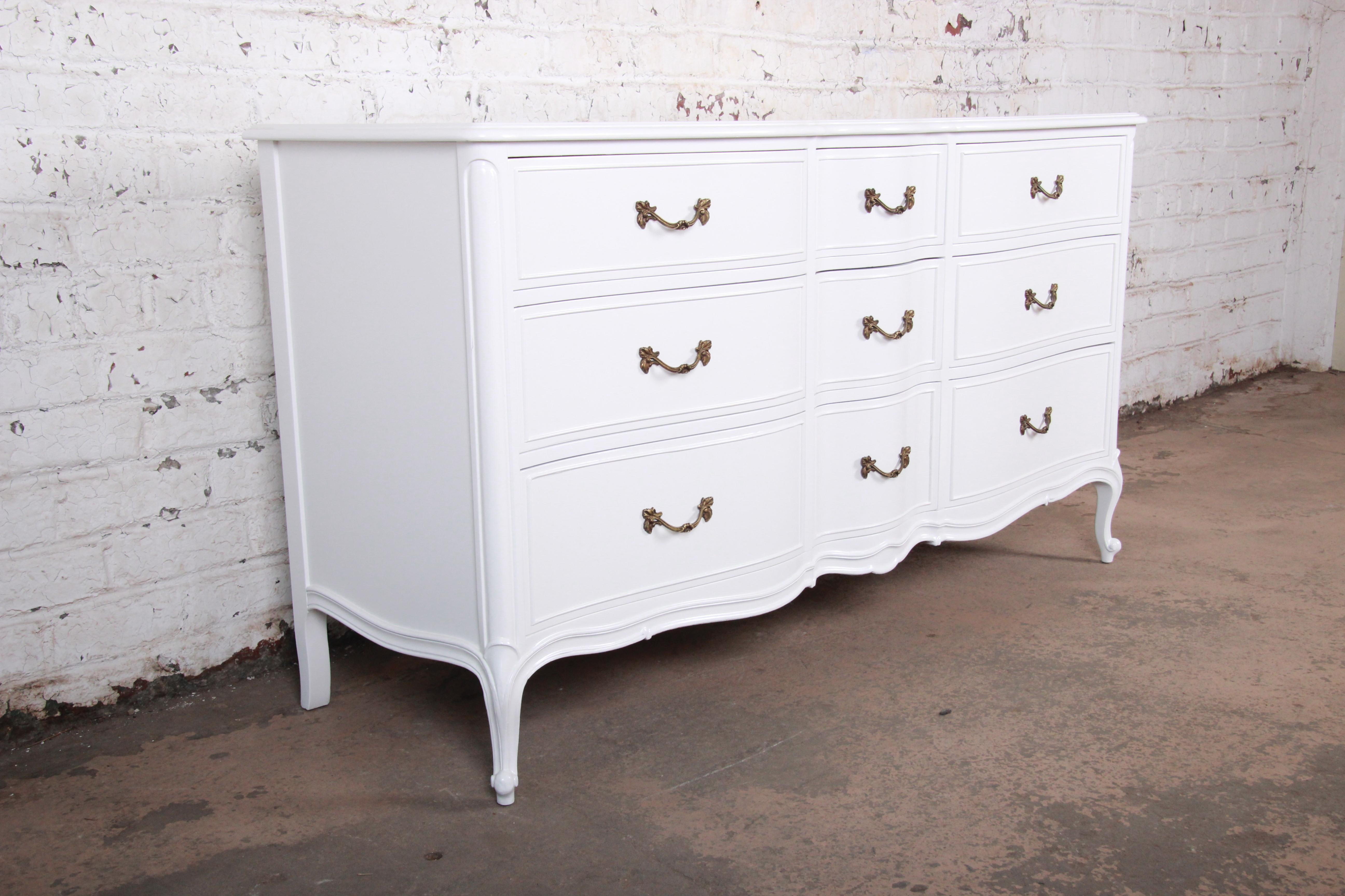 French Provincial Louis XV White Lacquered Triple Dressers by Drexel, Refinished 5