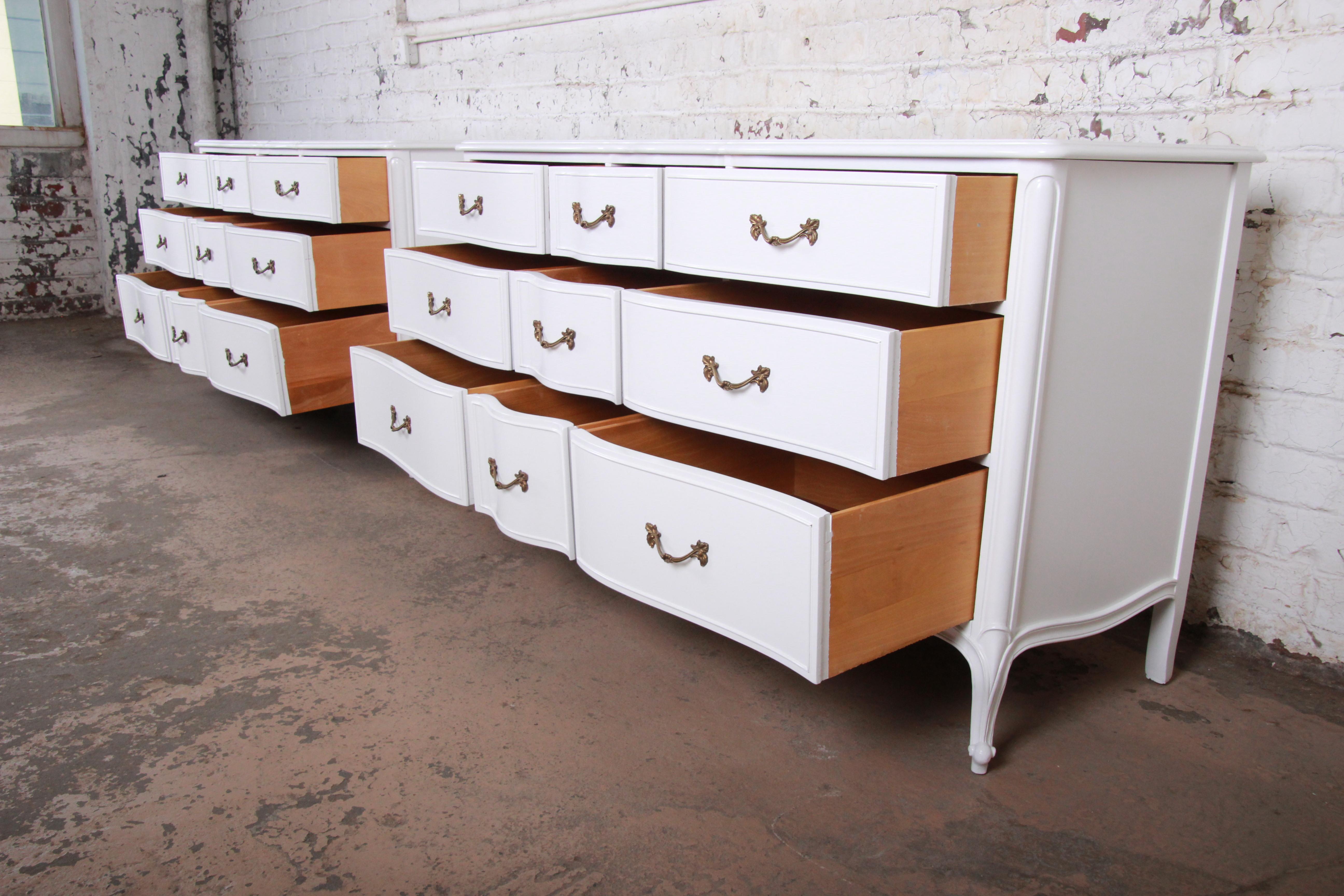 French Provincial Louis XV White Lacquered Triple Dressers by Drexel, Refinished In Good Condition In South Bend, IN