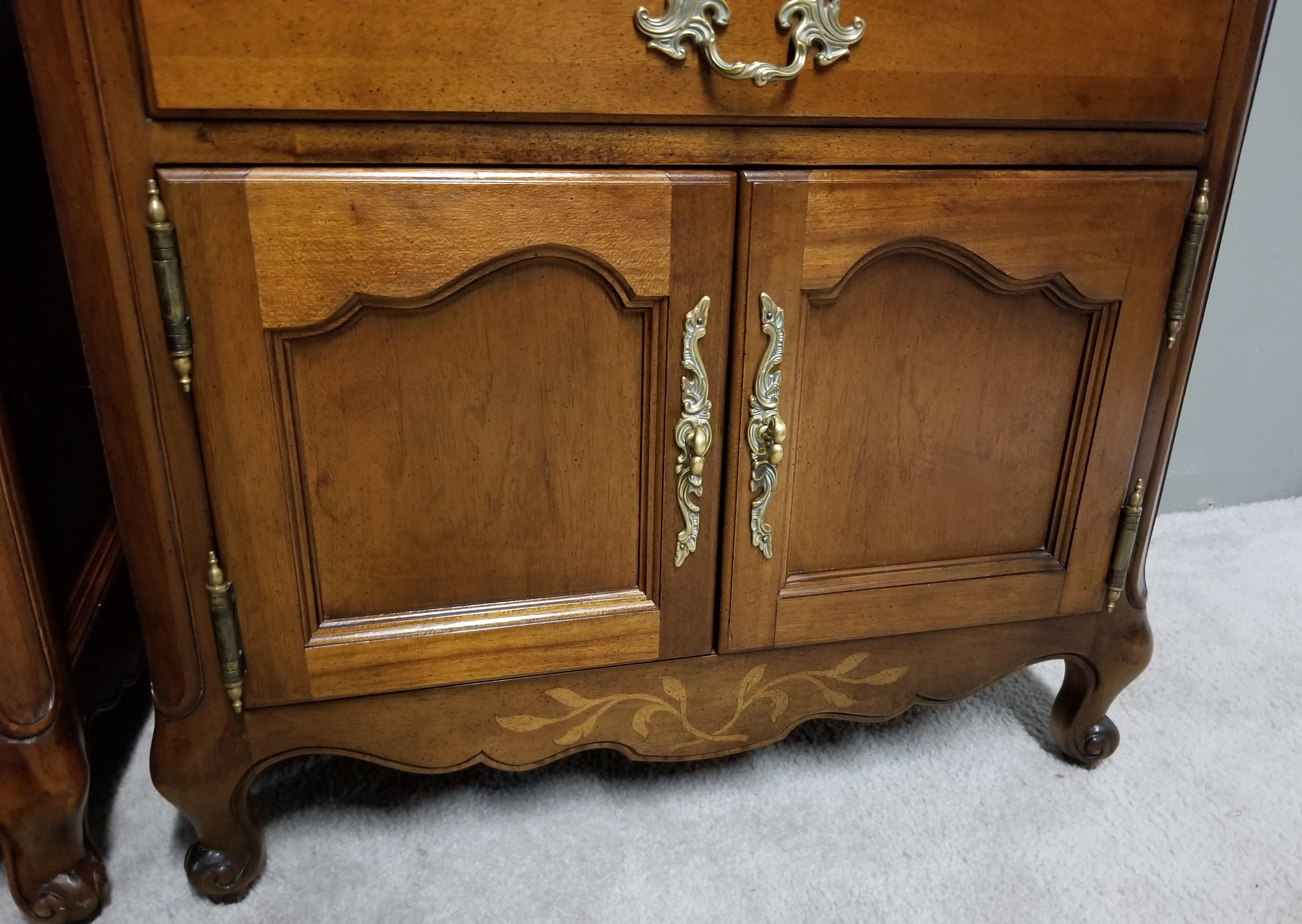 French Provincial Mahogany Nightstands For Sale 7