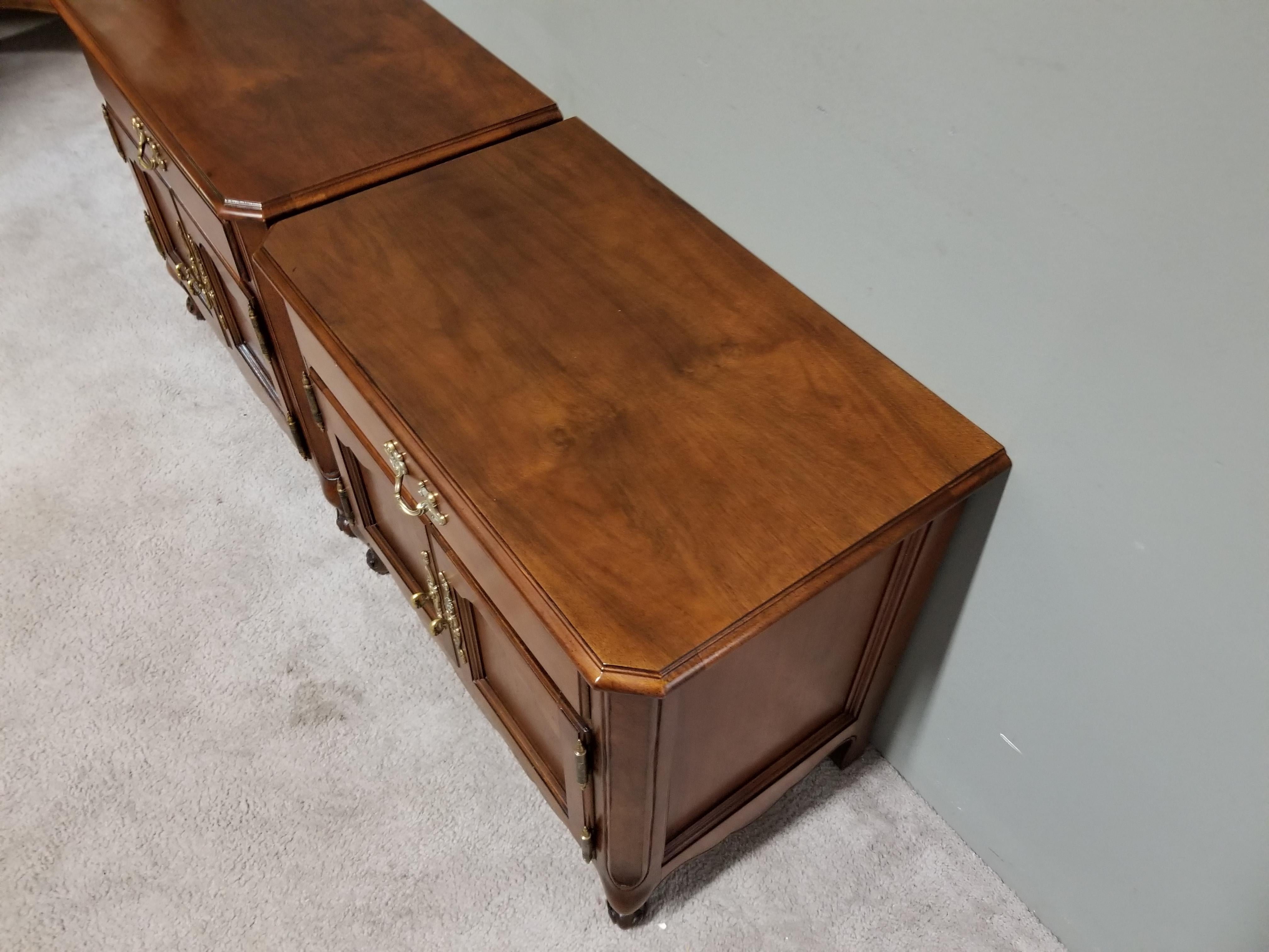 French Provincial Mahogany Nightstands For Sale 4