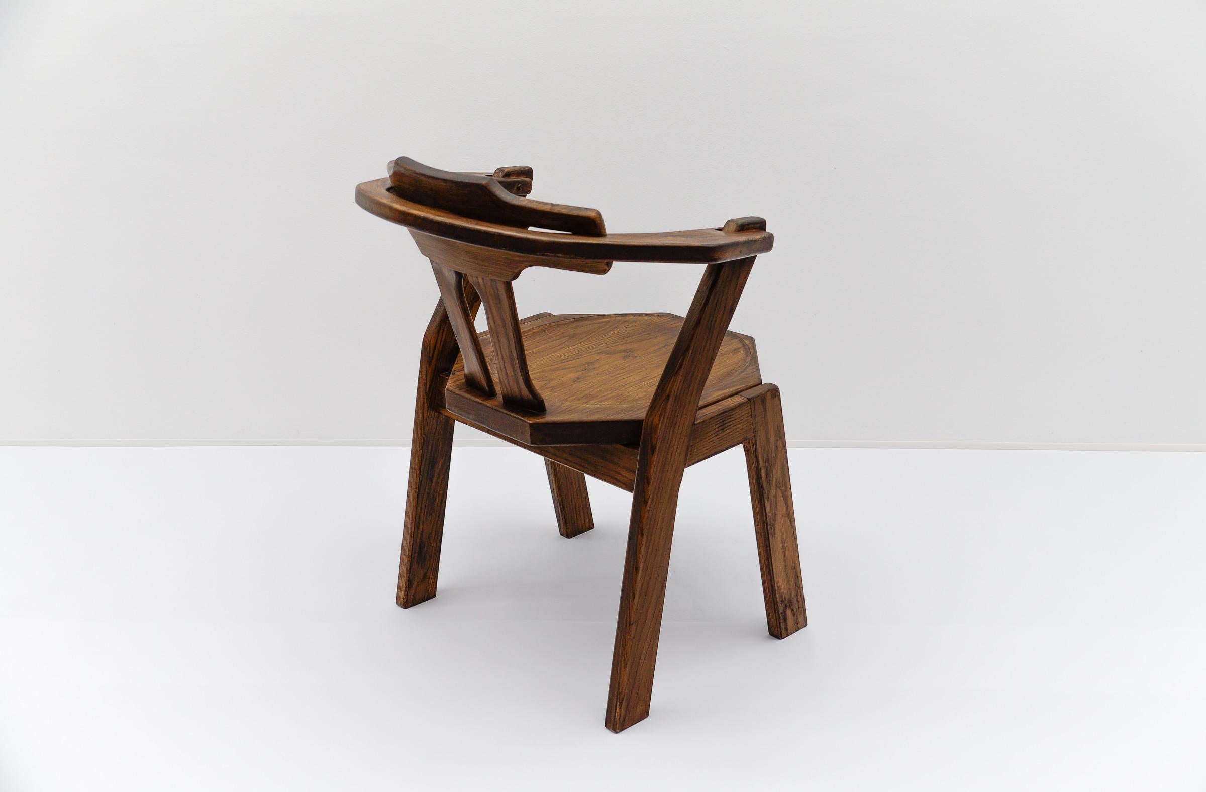 Silla provincial francesa de roble, década de 1960 Moderna de mediados de siglo en venta 3