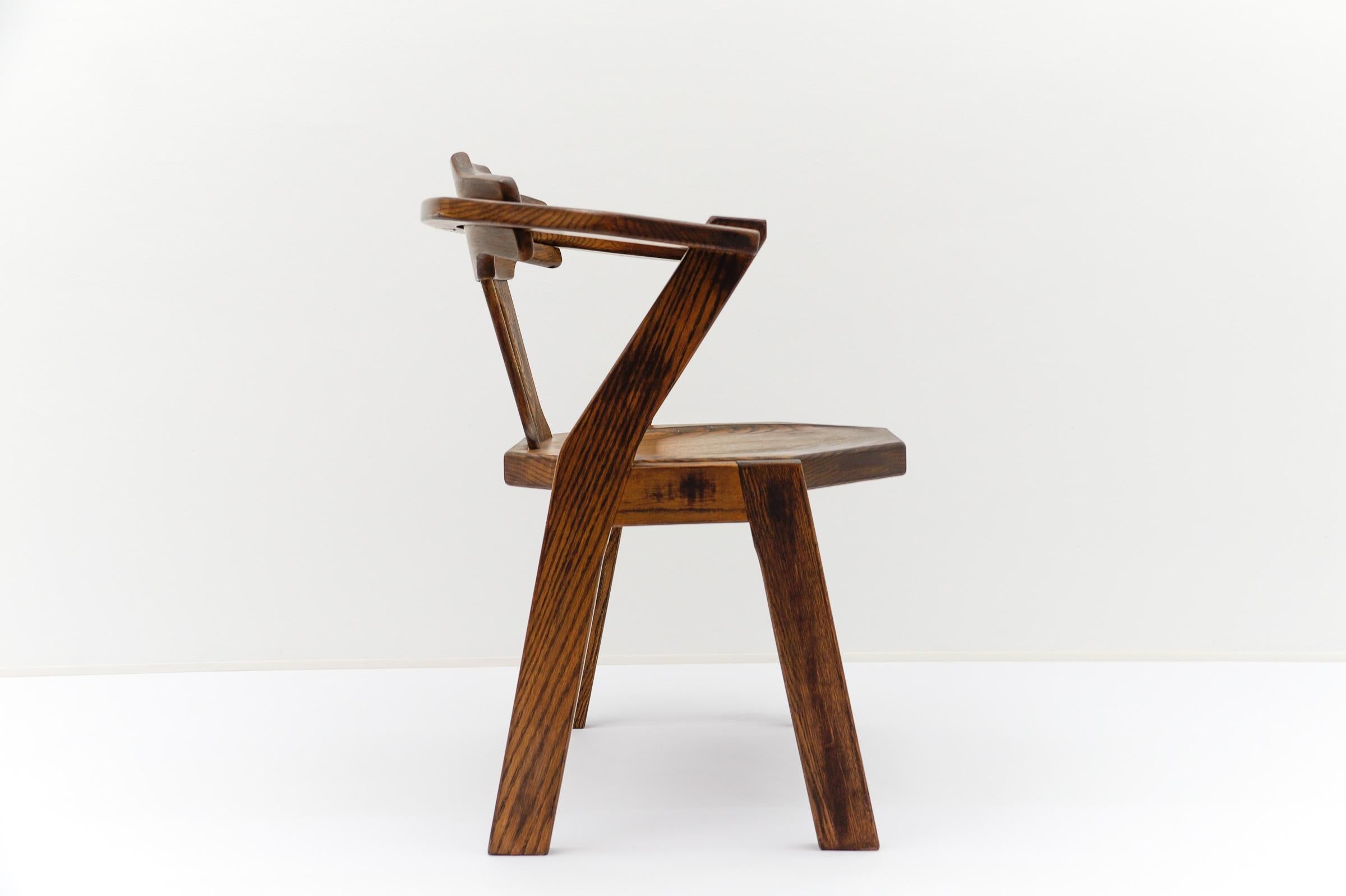 Silla provincial francesa de roble, década de 1960 Moderna de mediados de siglo mediados del siglo XX en venta