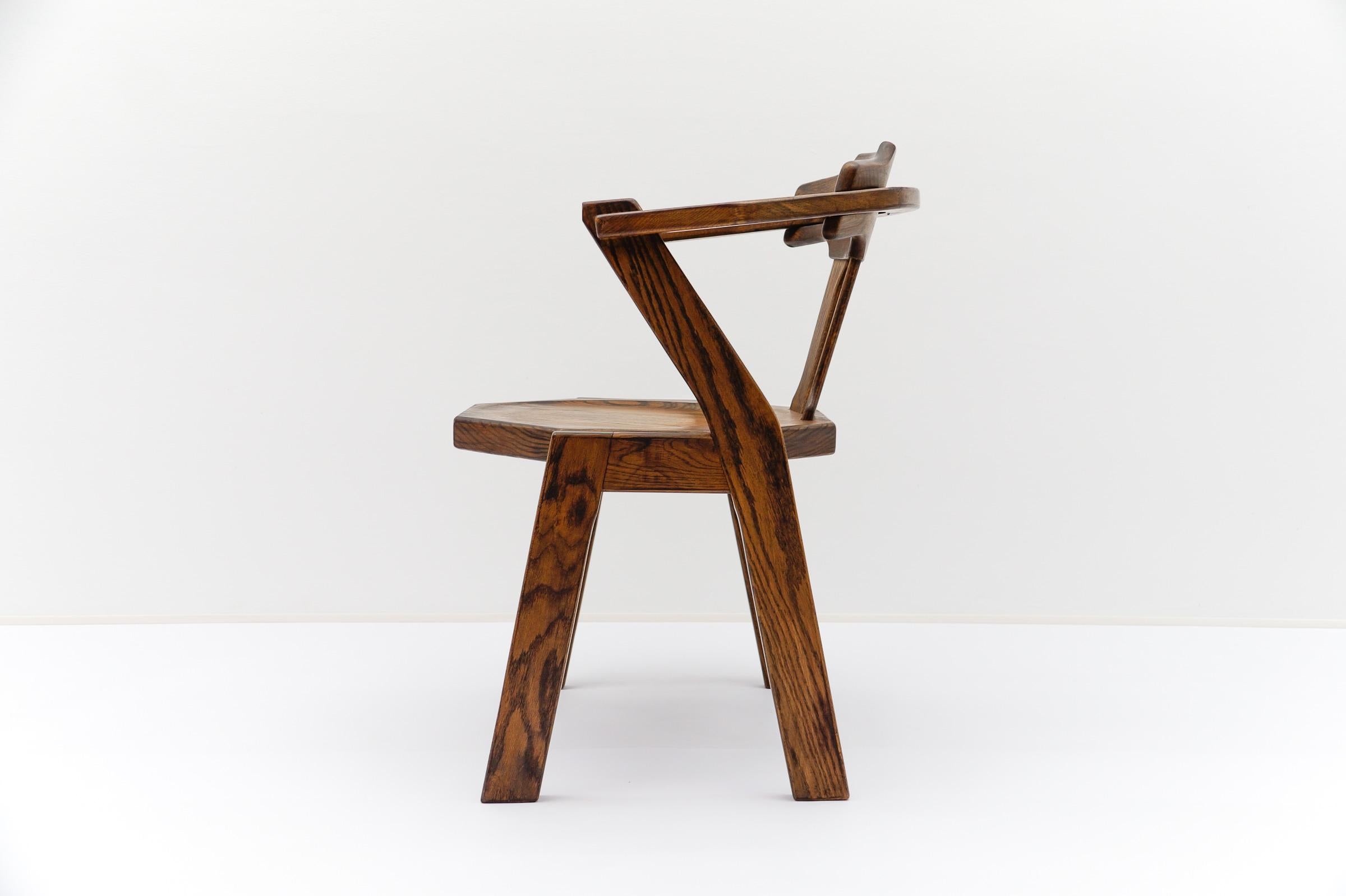 Stuhl aus Eiche im französischen Stil, 1960er Jahre, Mitte des Jahrhunderts im Angebot 1