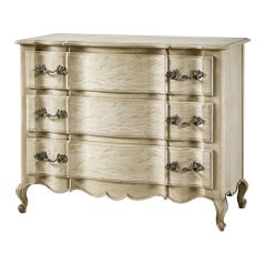 Commode provinciale française en chêne