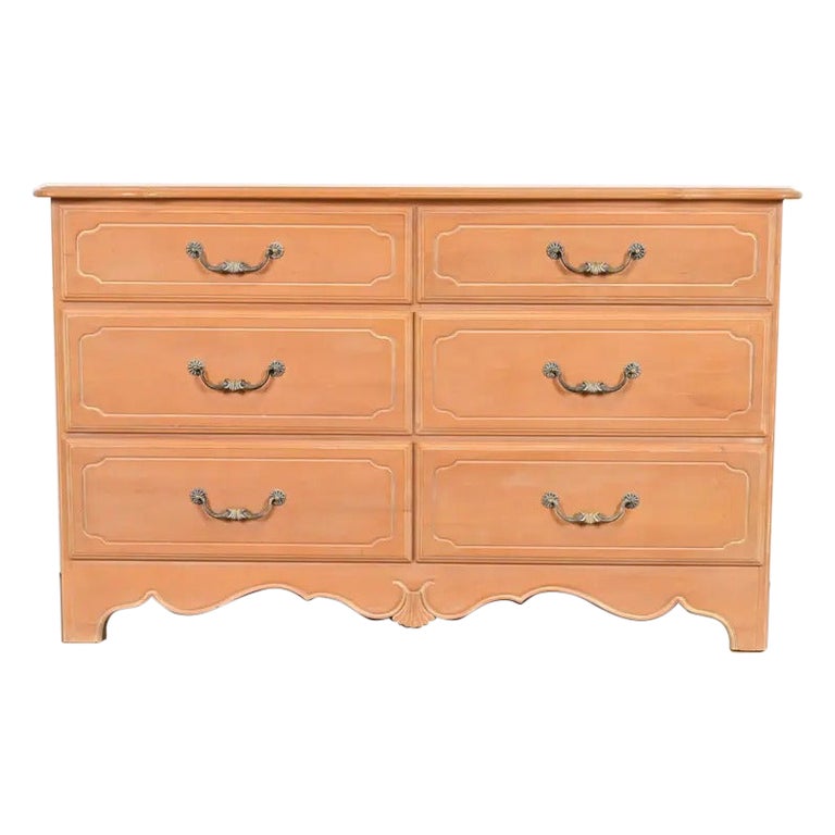 French Provincial or Country French Maple Six-Drawer Dresser For Sale at  1stDibs