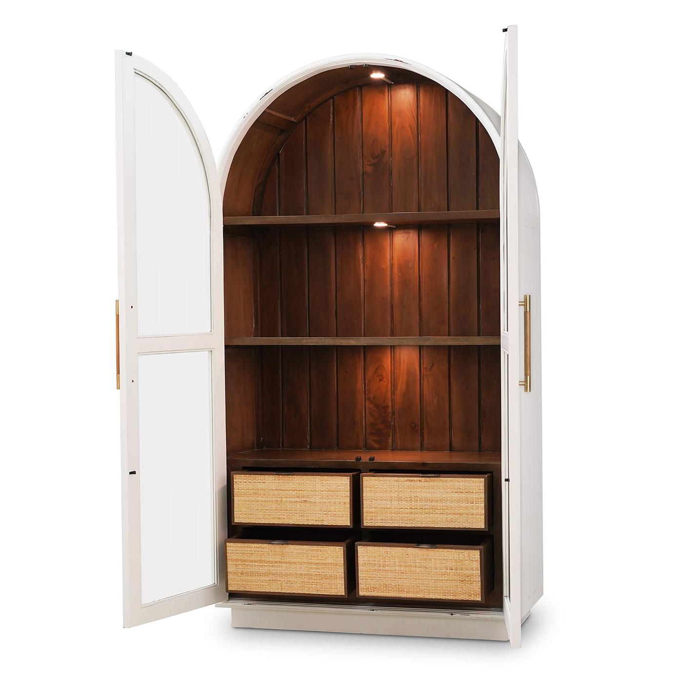 Conçue pour apporter une touche de sophistication à n'importe quelle pièce. L'extérieur blanc élégant de la moissonneuse, associé à un intérieur chaleureux aux tons boisés, crée un contraste saisissant qui met en valeur la beauté de vos objets