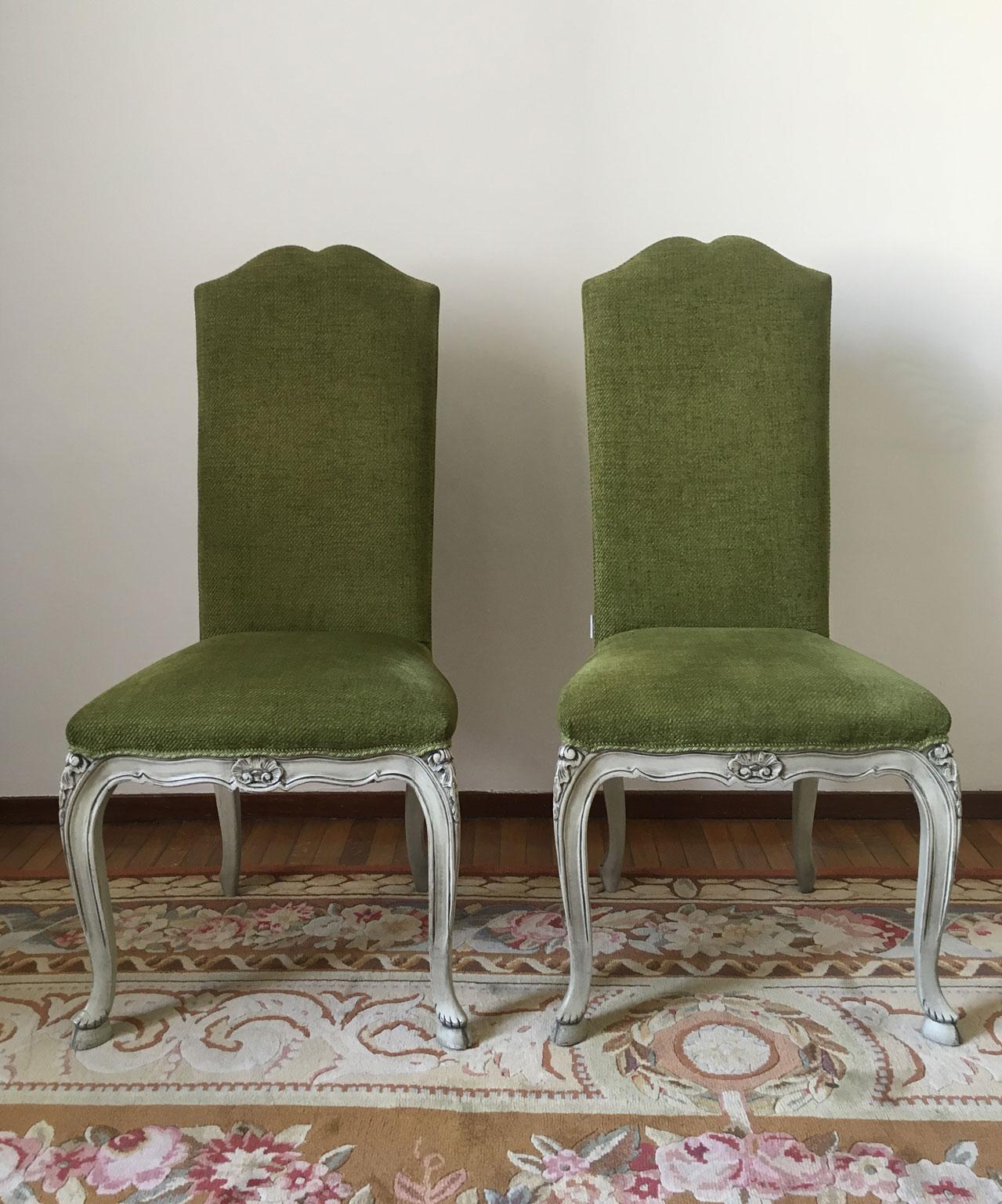 These pair of elegant French chairs,  were be upholstered in velvet. The fabric is made by Andrew Martin in London and it is a cotton velvet with diagonal weaving.The backrest is tall than standard they are always an eye-catching. 
The structure is