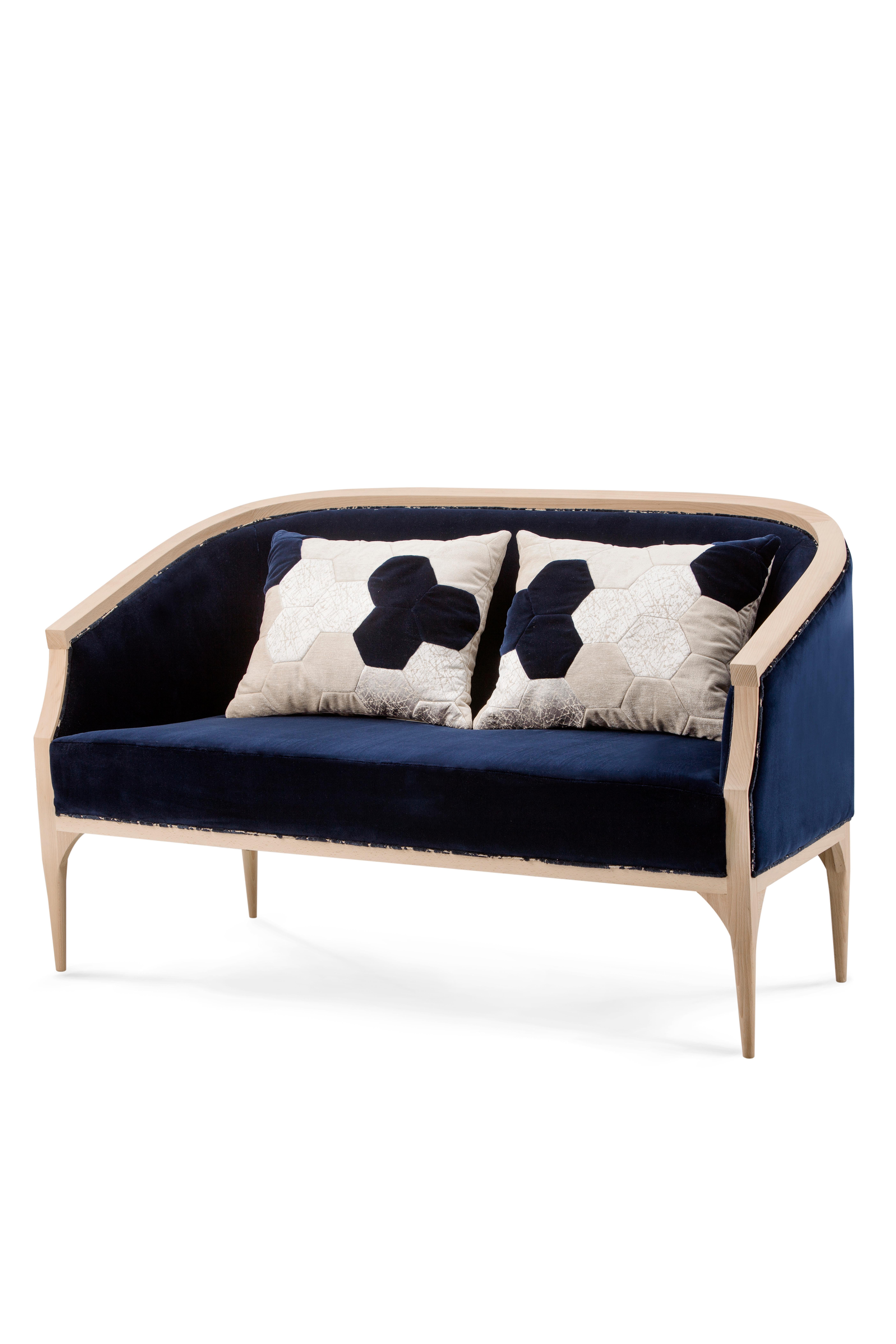 Loveseat francés provincial Paris al estilo de los años 30, hecho a mano por Greenapple Provincial francés en venta