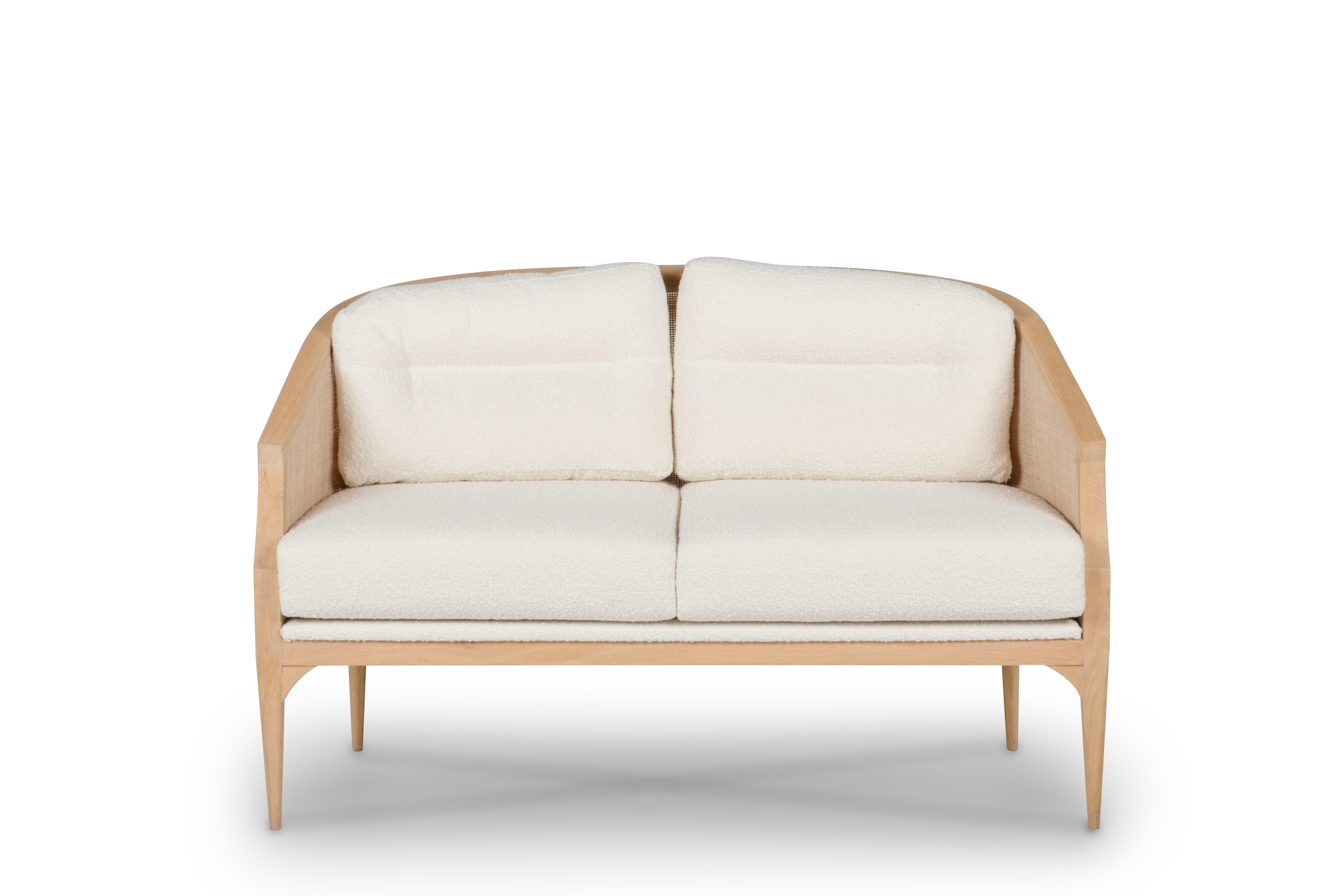 Loveseat francés provincial Paris al estilo de los años 30, hecho a mano por Greenapple Provincial francés en venta