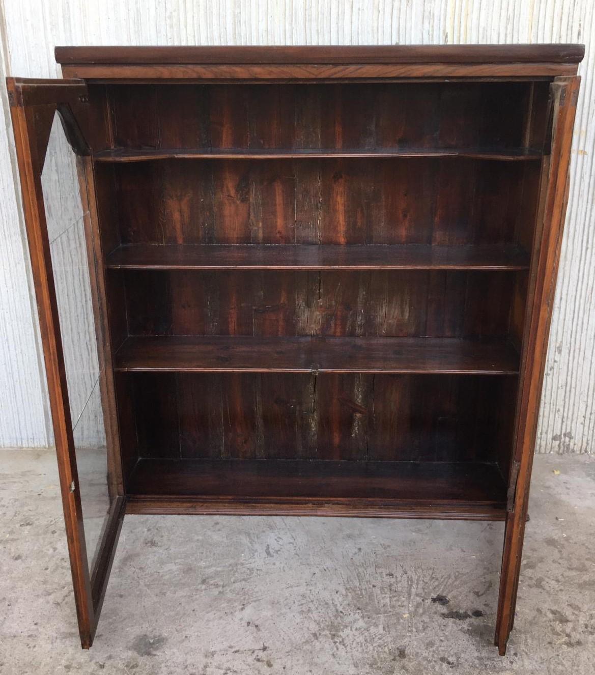 French Provincial Plantation Style Walnut Vitrine, Bookcase, 19th Century For Sale 1