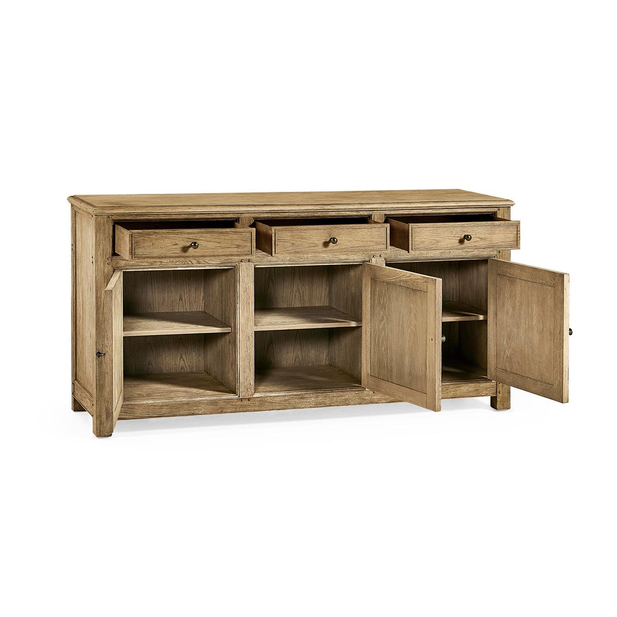 Stile provenzale Credenza provinciale francese a buffet in vendita