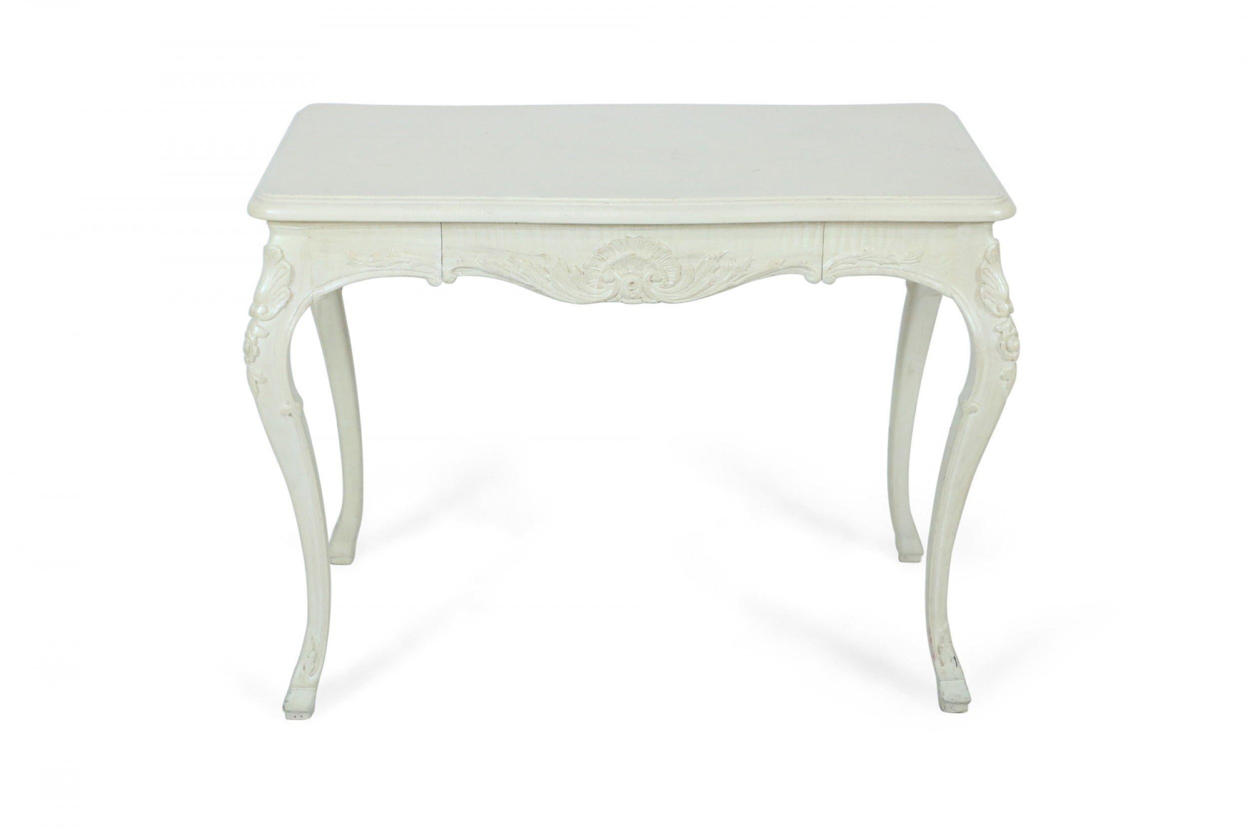 French Provincial Style Beige Painted Foyer / Console Table In Good Condition For Sale In Queens, NY