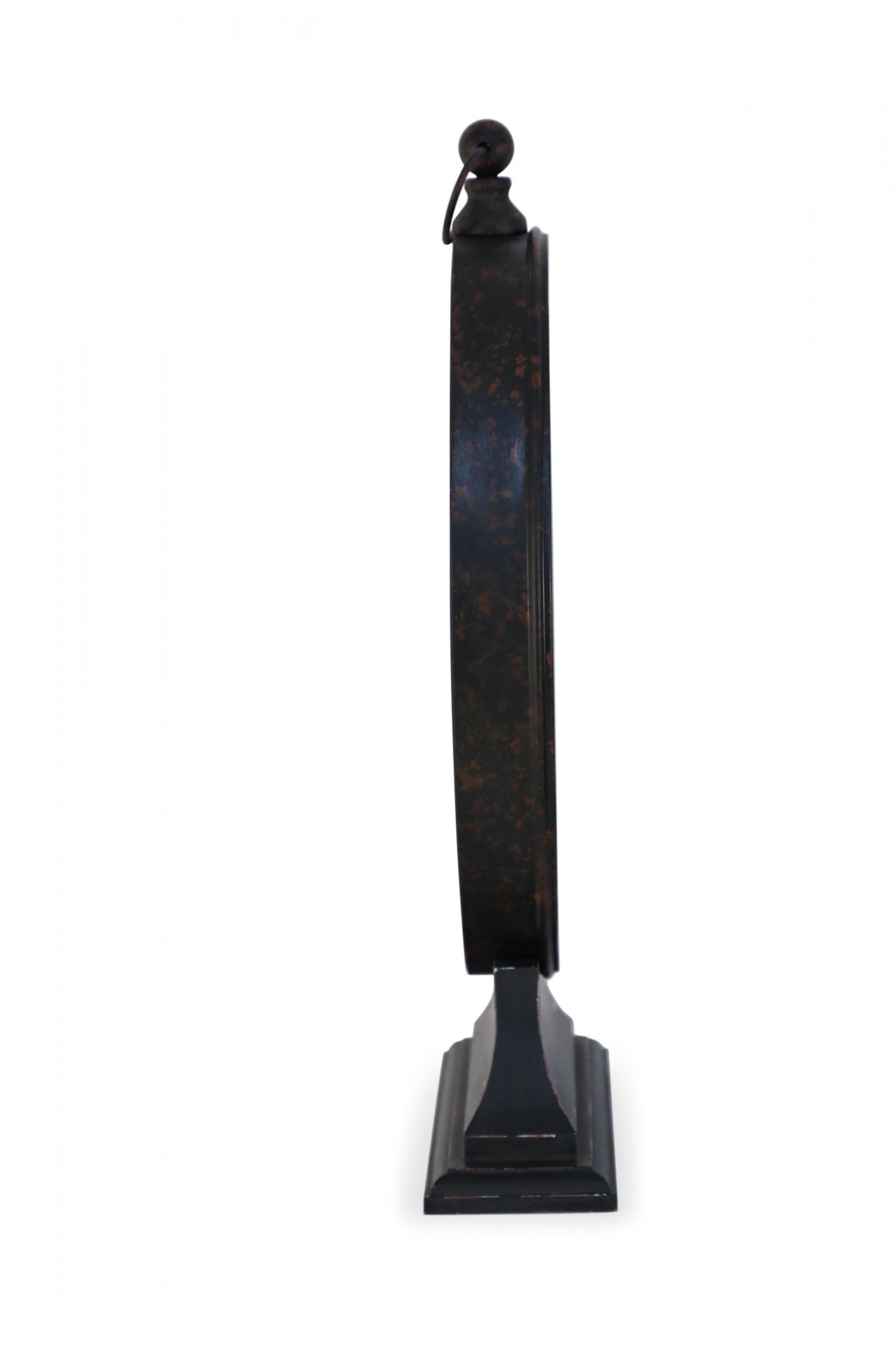 Reloj de Tole Negro Estilo Provincial Francés con Base en venta 1