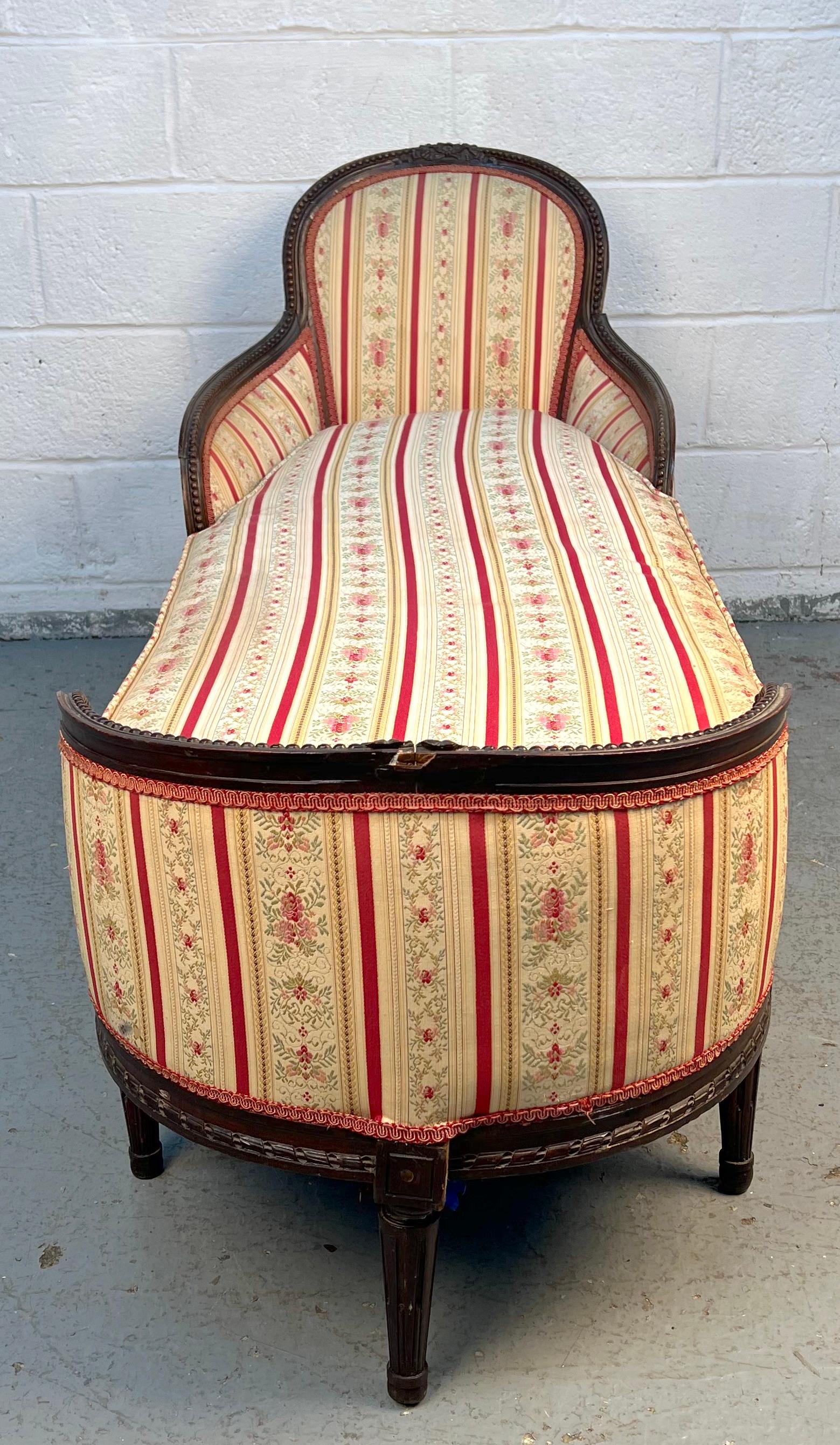 French Provincial Style Chaise Lounge Settee For Sale 1