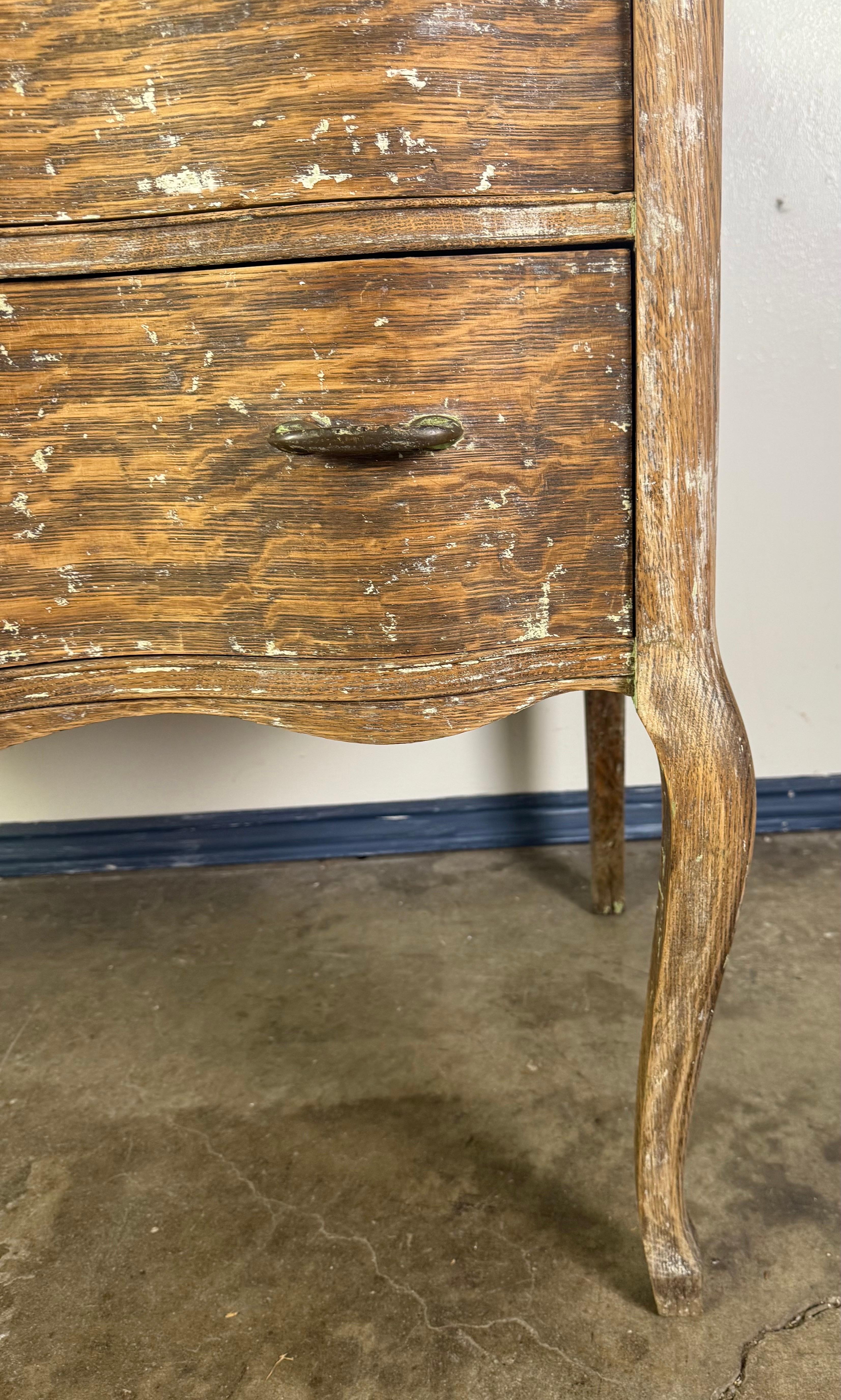 French Provincial Style Dresser w/ Mirror For Sale 5