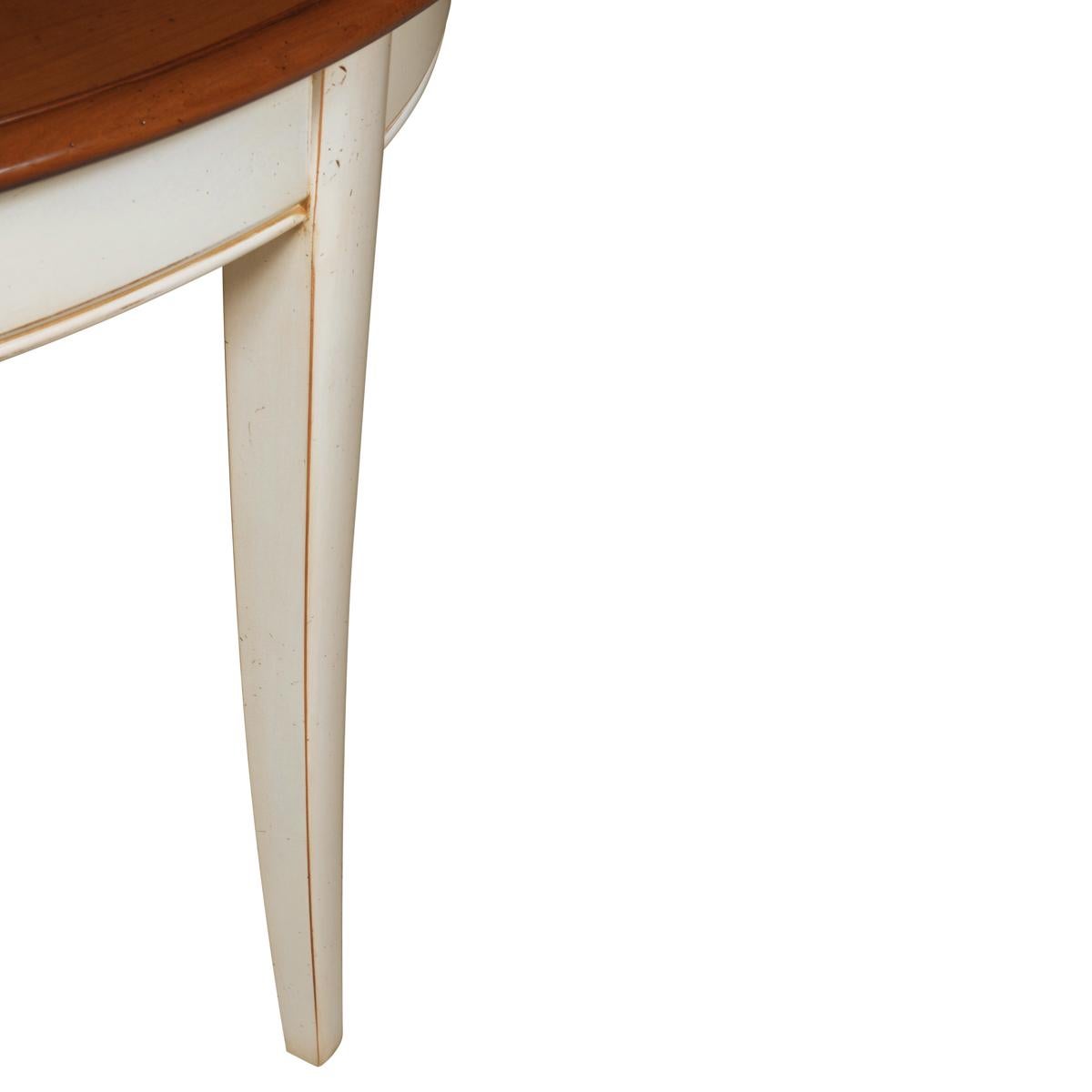 French Provincial Style Extensible Oval Table with a Light White Cream Finish For Sale 2