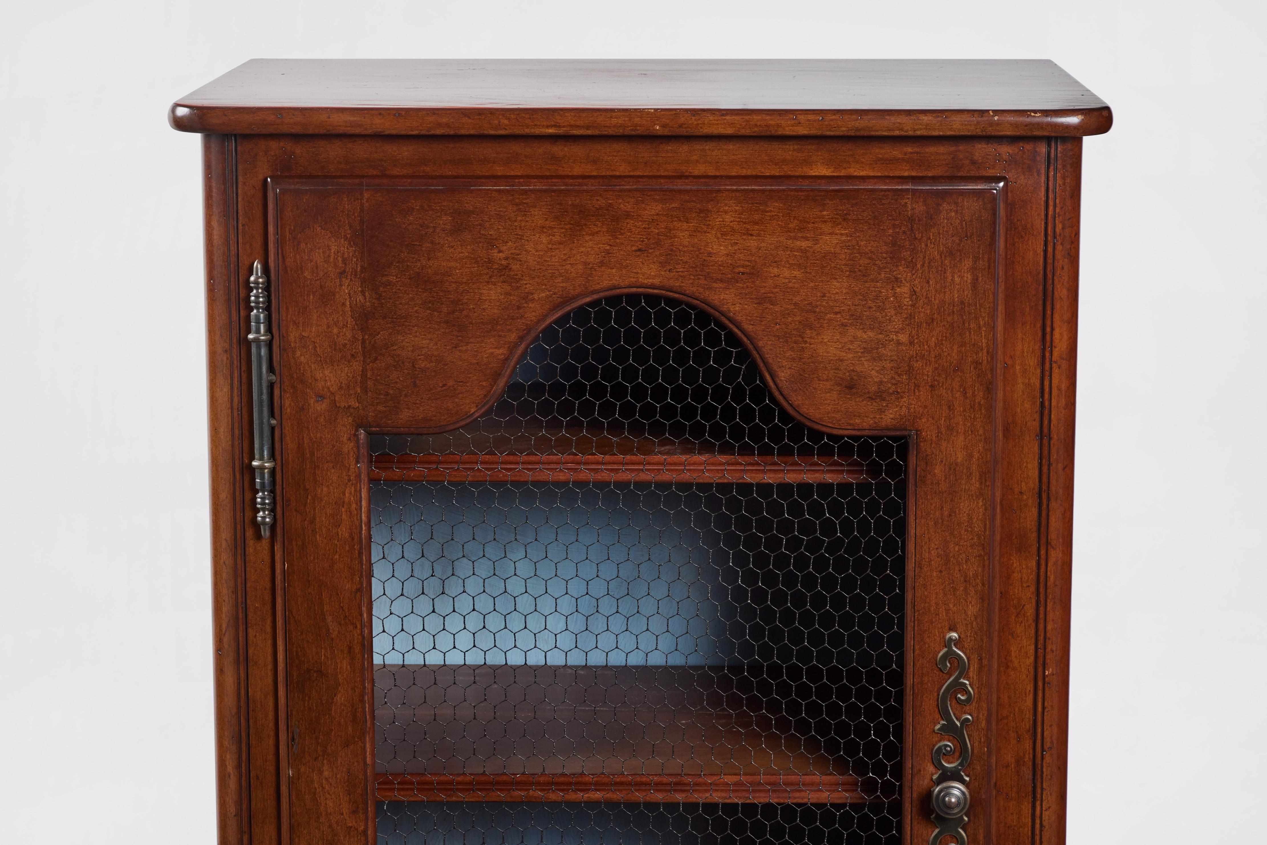 Late 20th Century French Provincial Style Mahogany Display Cabinet For Sale