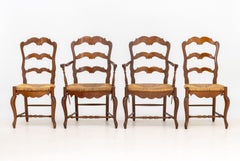 Sillas de comedor de nogal de estilo provincial francés, 4