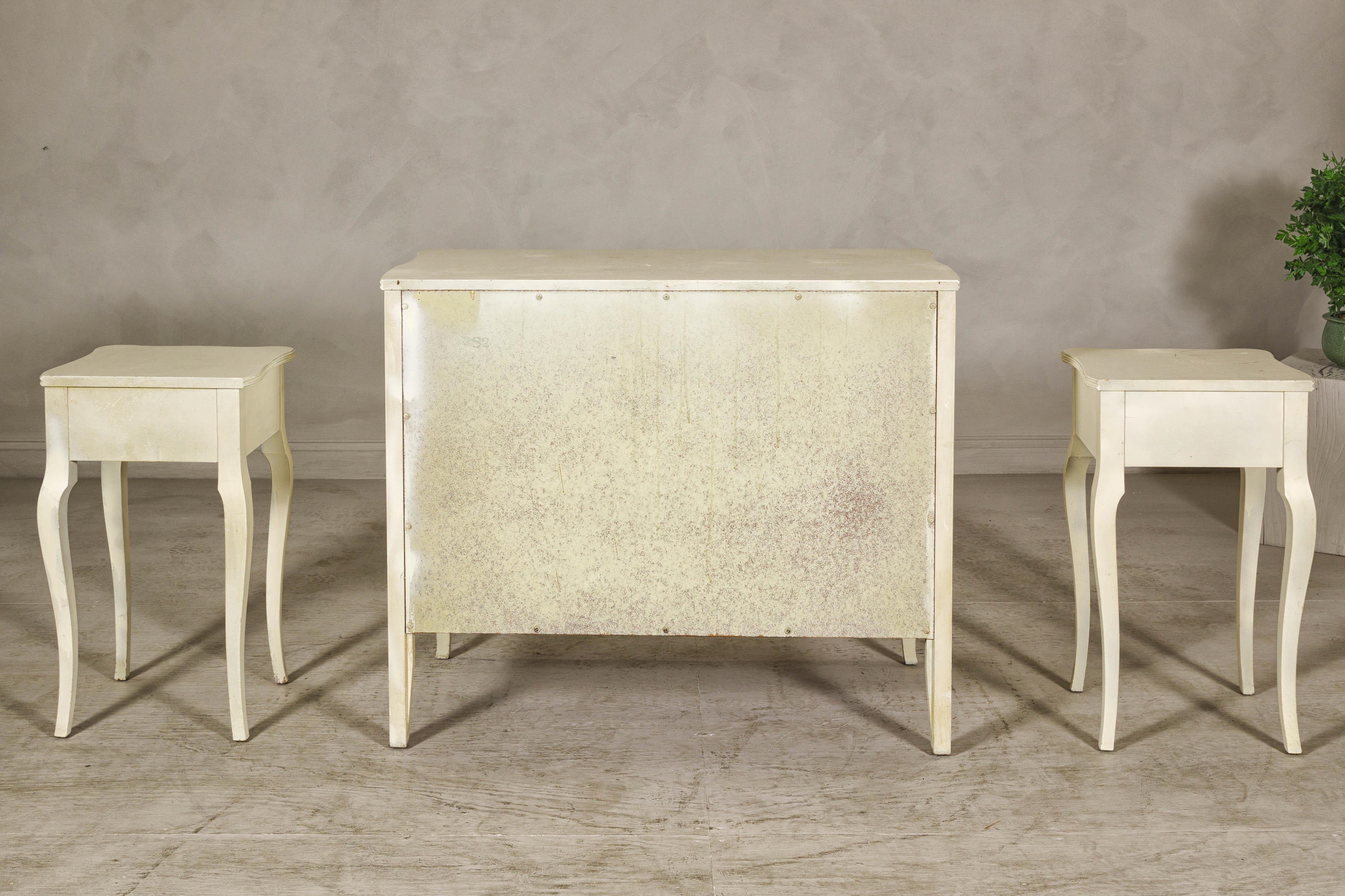 French Provincial Style West Michigan Company Cream Dresser and Nightstands Set For Sale 4