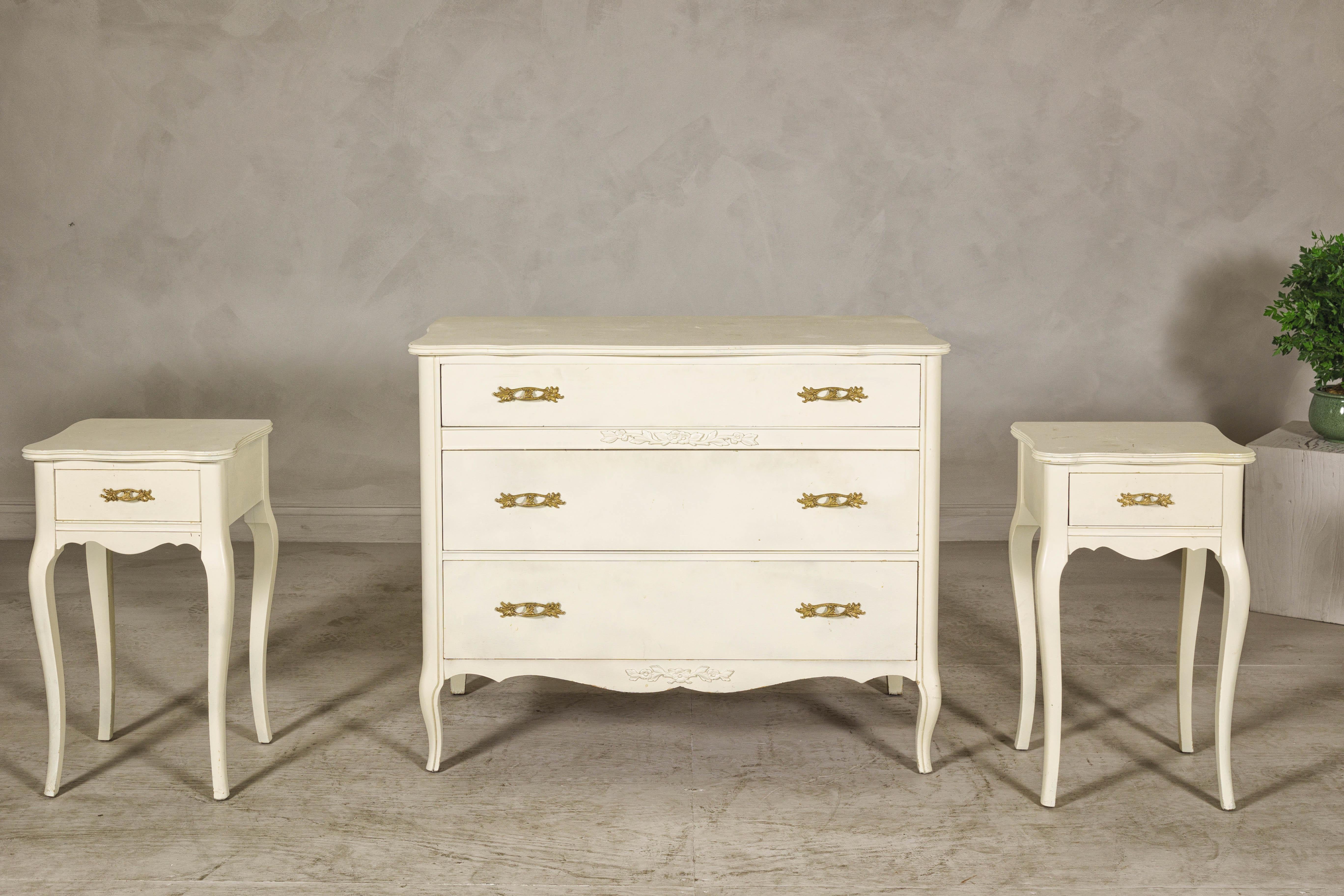 American French Provincial Style West Michigan Company Cream Dresser and Nightstands Set For Sale