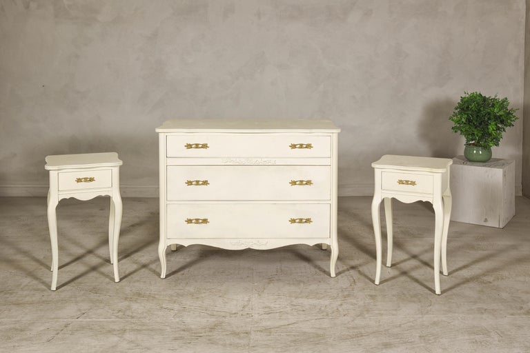 French Provincial Style West Michigan Company Cream Dresser and Nightstands  Set For Sale at 1stDibs