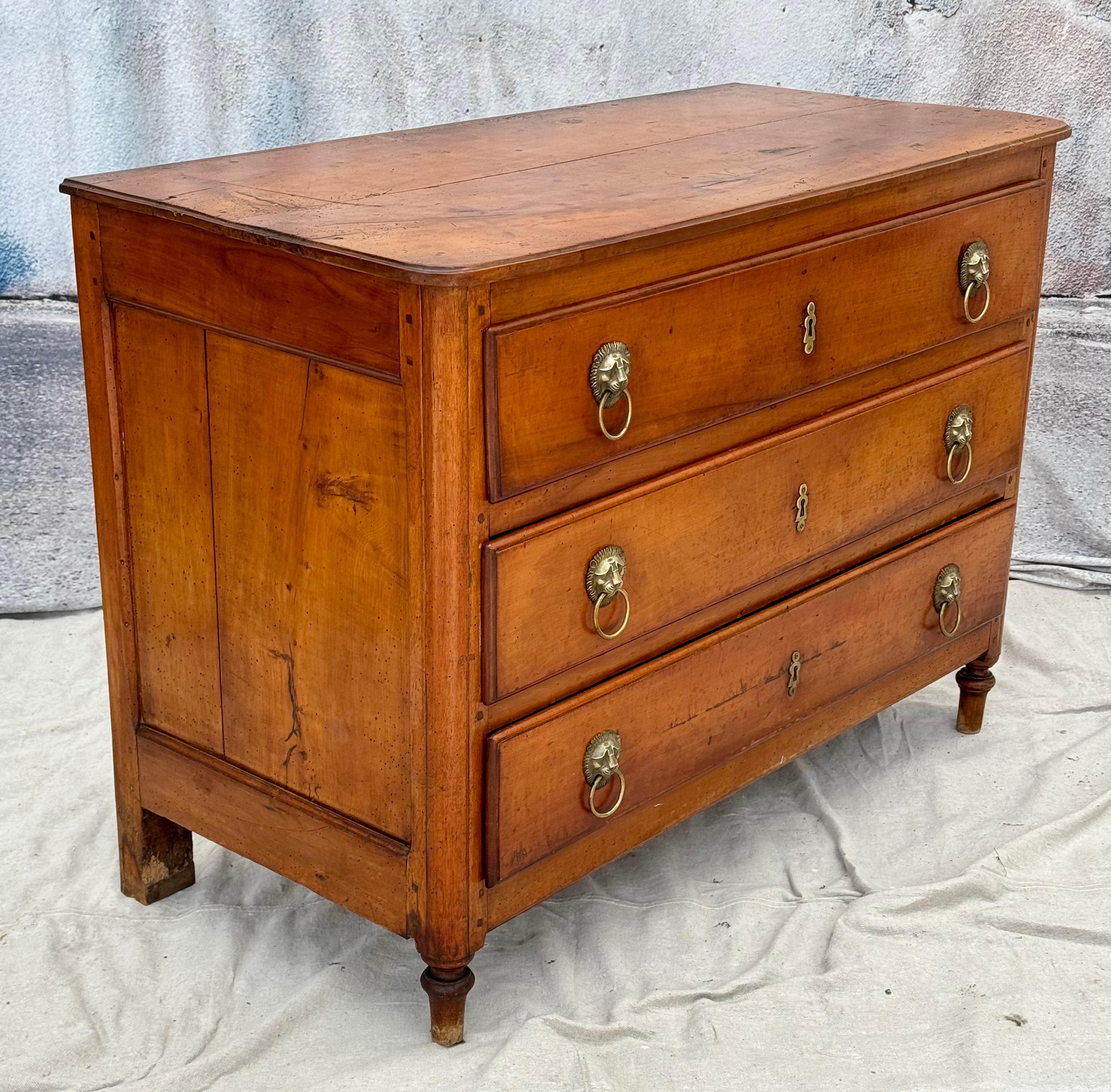 French Provincial Three Drawer Chest 4