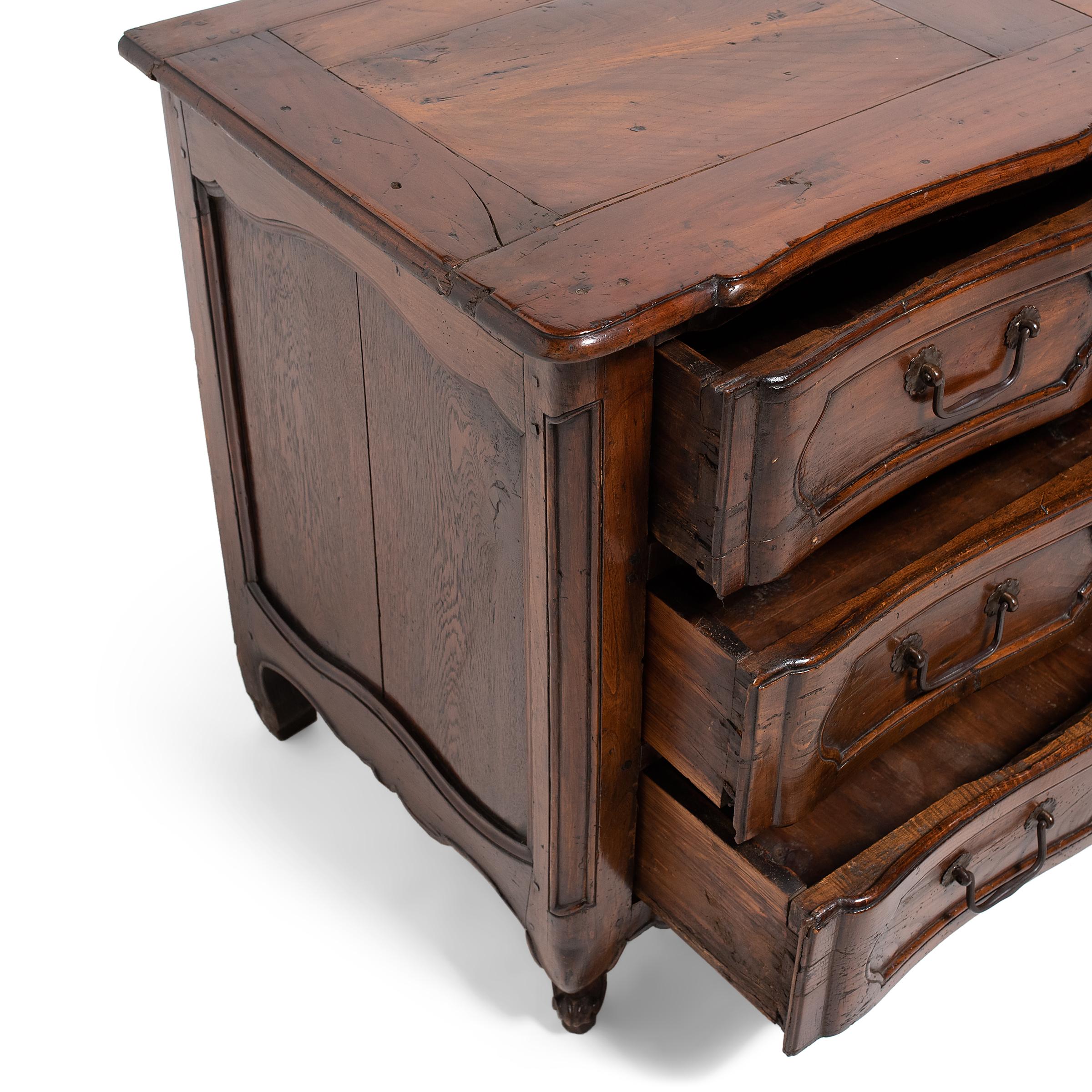 19th Century French Provincial Three Drawer Commode, c. 1800