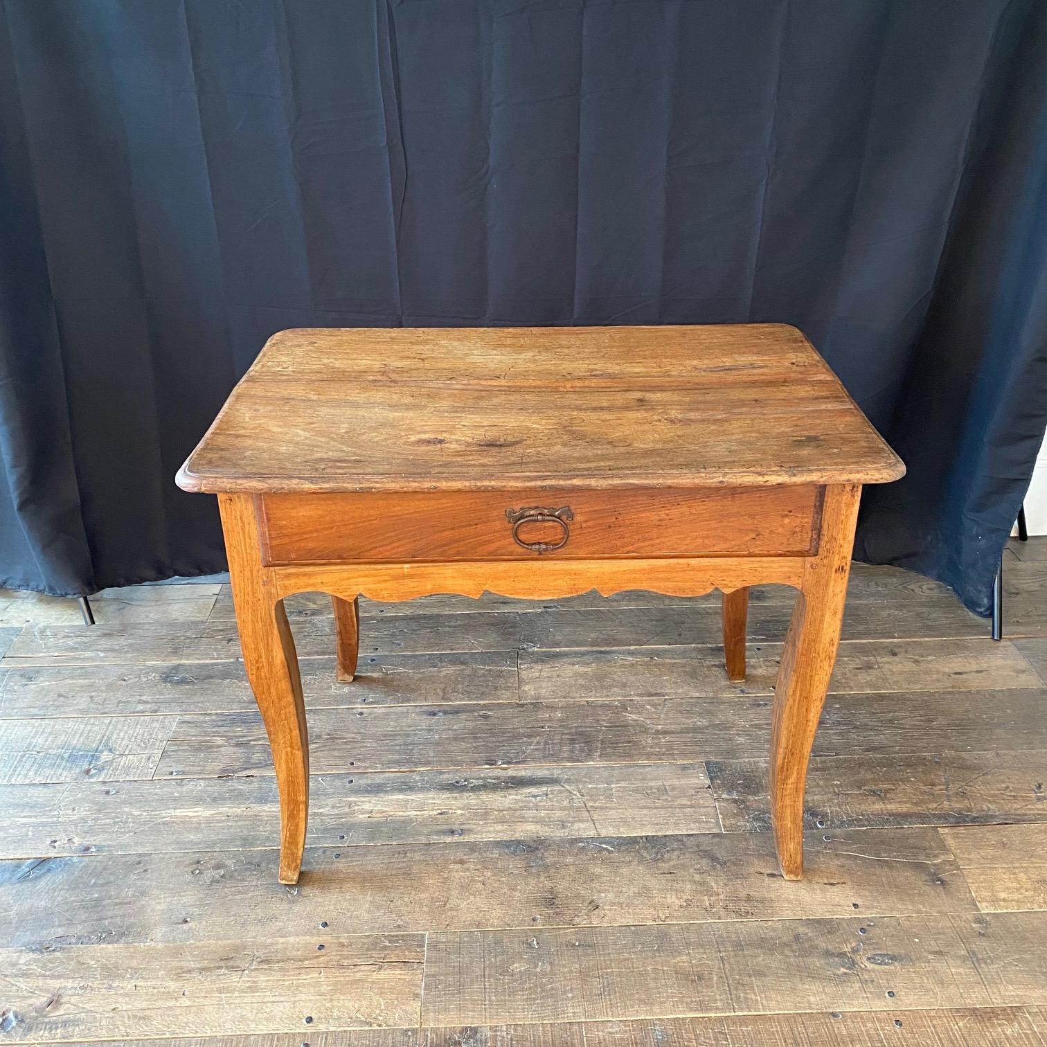 French Provincial Walnut Antique Side Table For Sale 7
