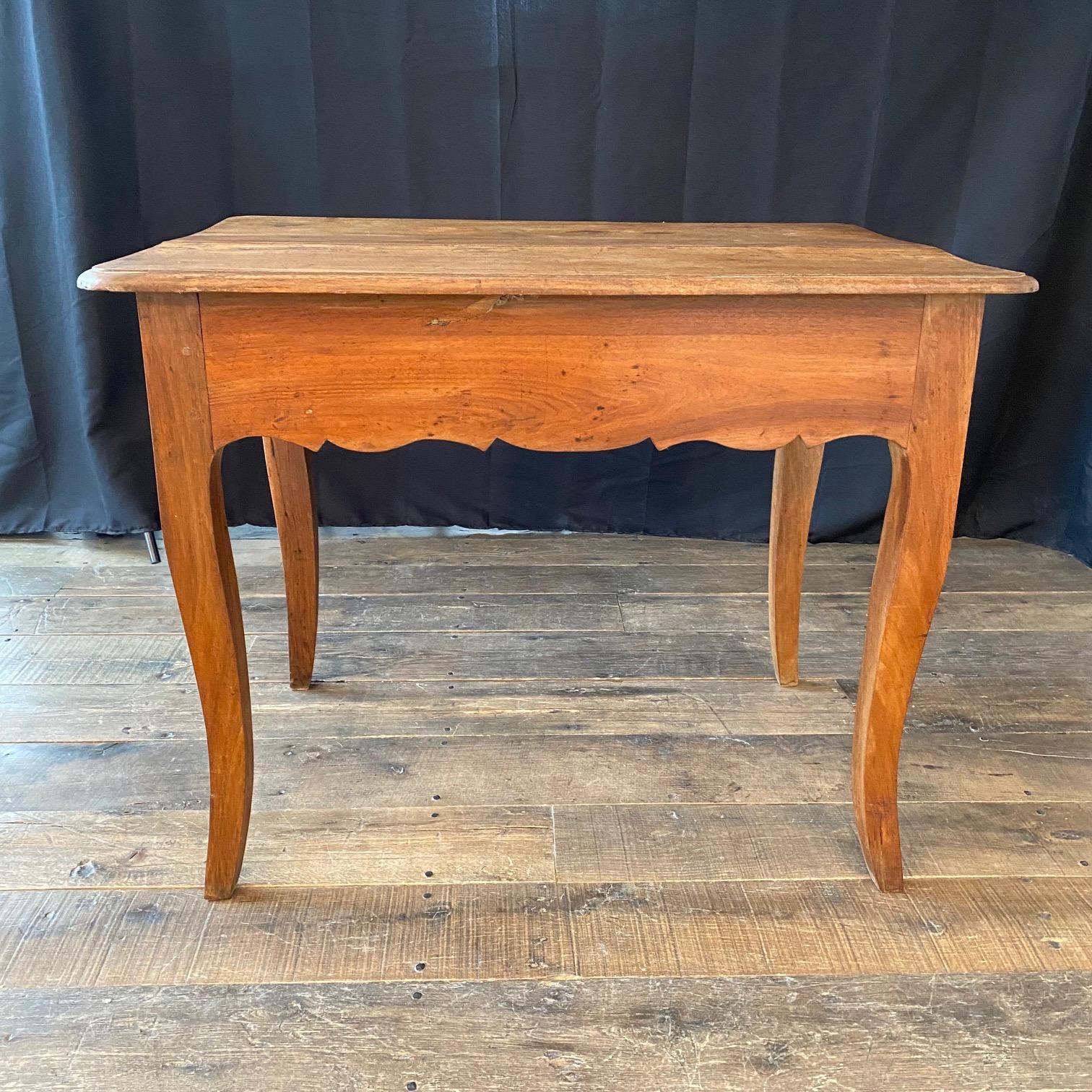 French Provincial Walnut Antique Side Table For Sale 8