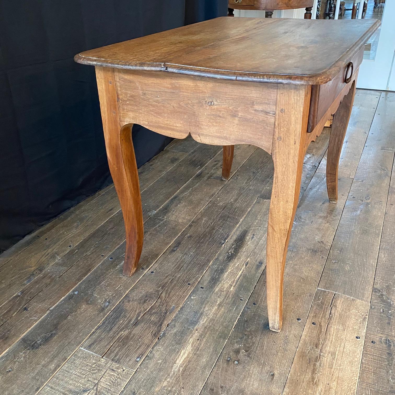 19th Century French Provincial Walnut Antique Side Table For Sale