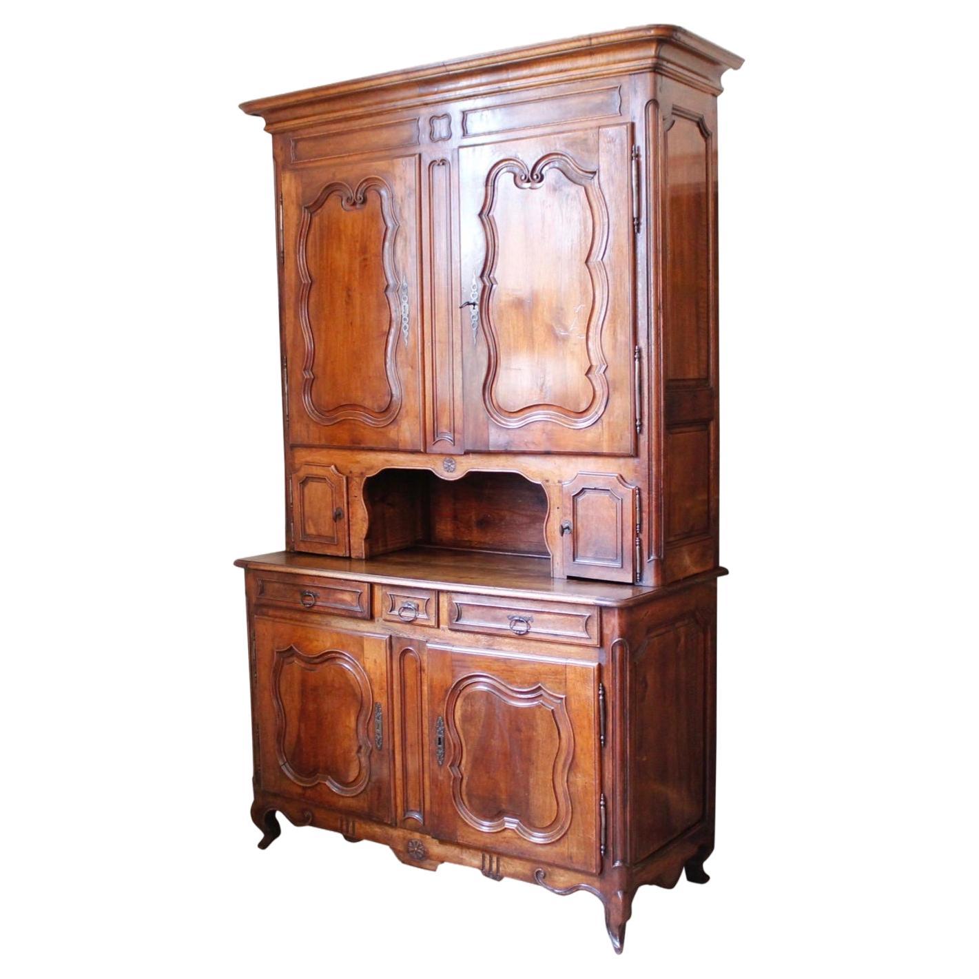 French Provincial Walnut Buffet À Deux Corps, Early 19th Century