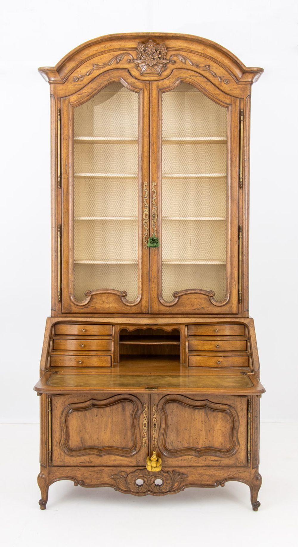 Dorato French Provincial Walnut Bureau Bookcase in vendita