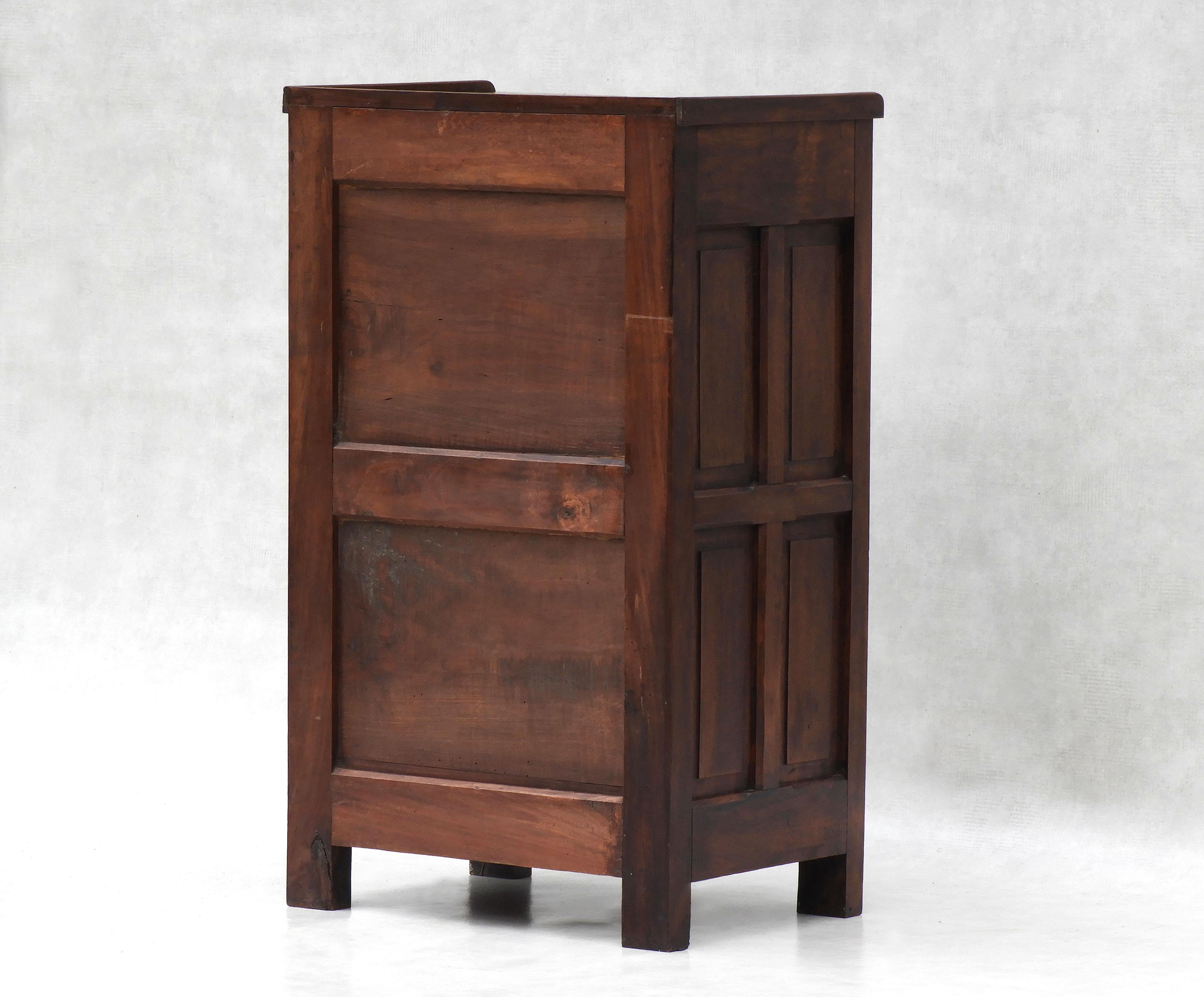 French Provincial Walnut Cabinet c1890 For Sale 4