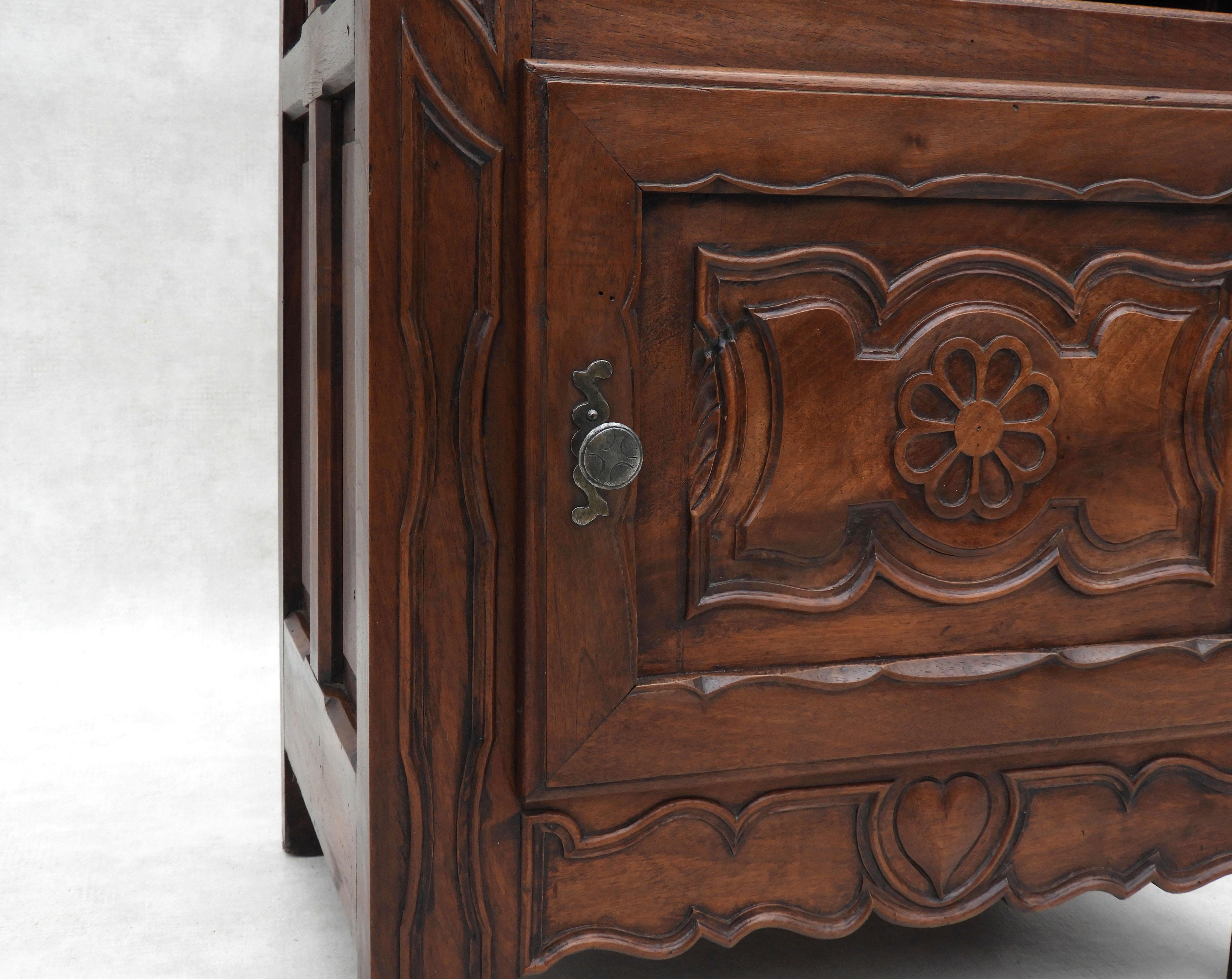 French Provincial Walnut Cabinet c1890 For Sale 10