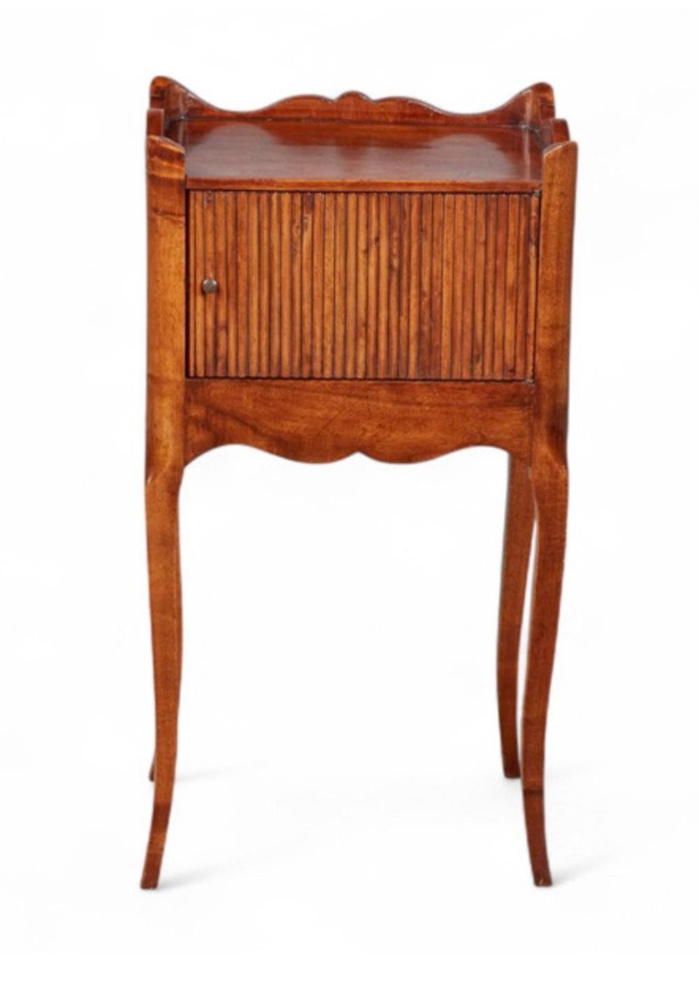 French Provincial Walnut Night Stand, Mid-20th Century For Sale 1