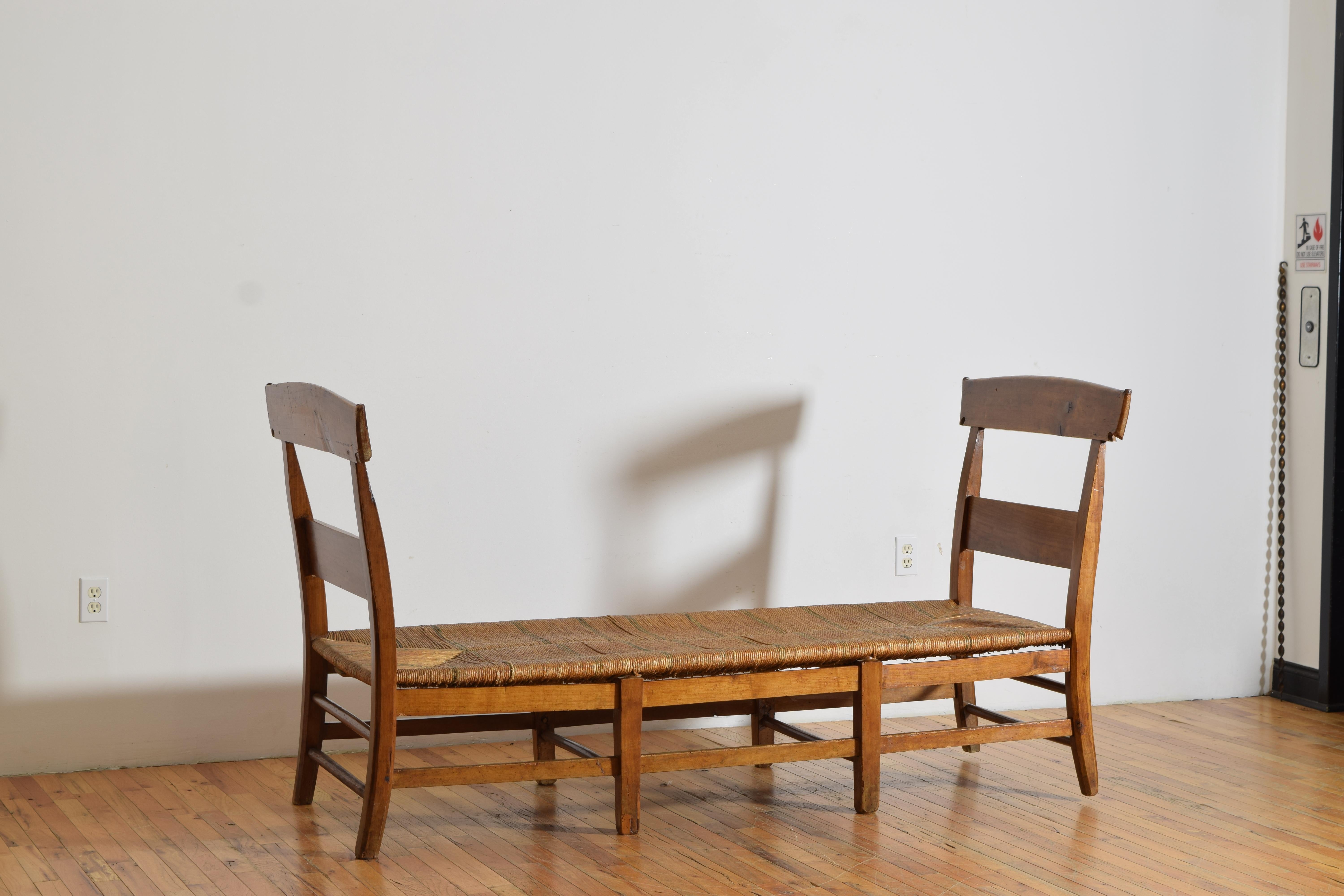 French Provincial Walnut & Rush Seat High Sided Bench or Daybed, Mid-Late 19th C For Sale 3