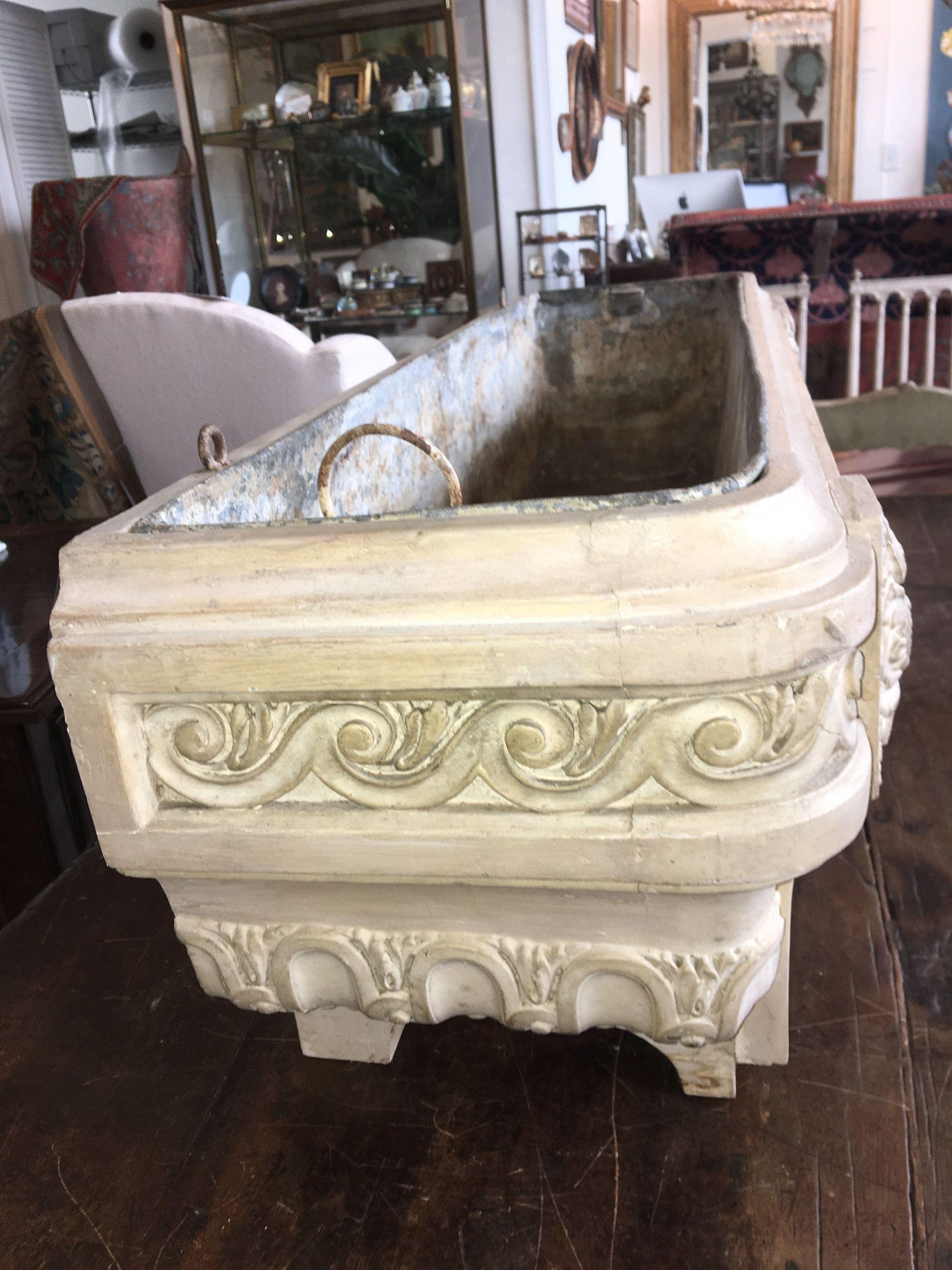 French Provincial White Painted, Carved, Jardinière In Good Condition In Doylestown, PA