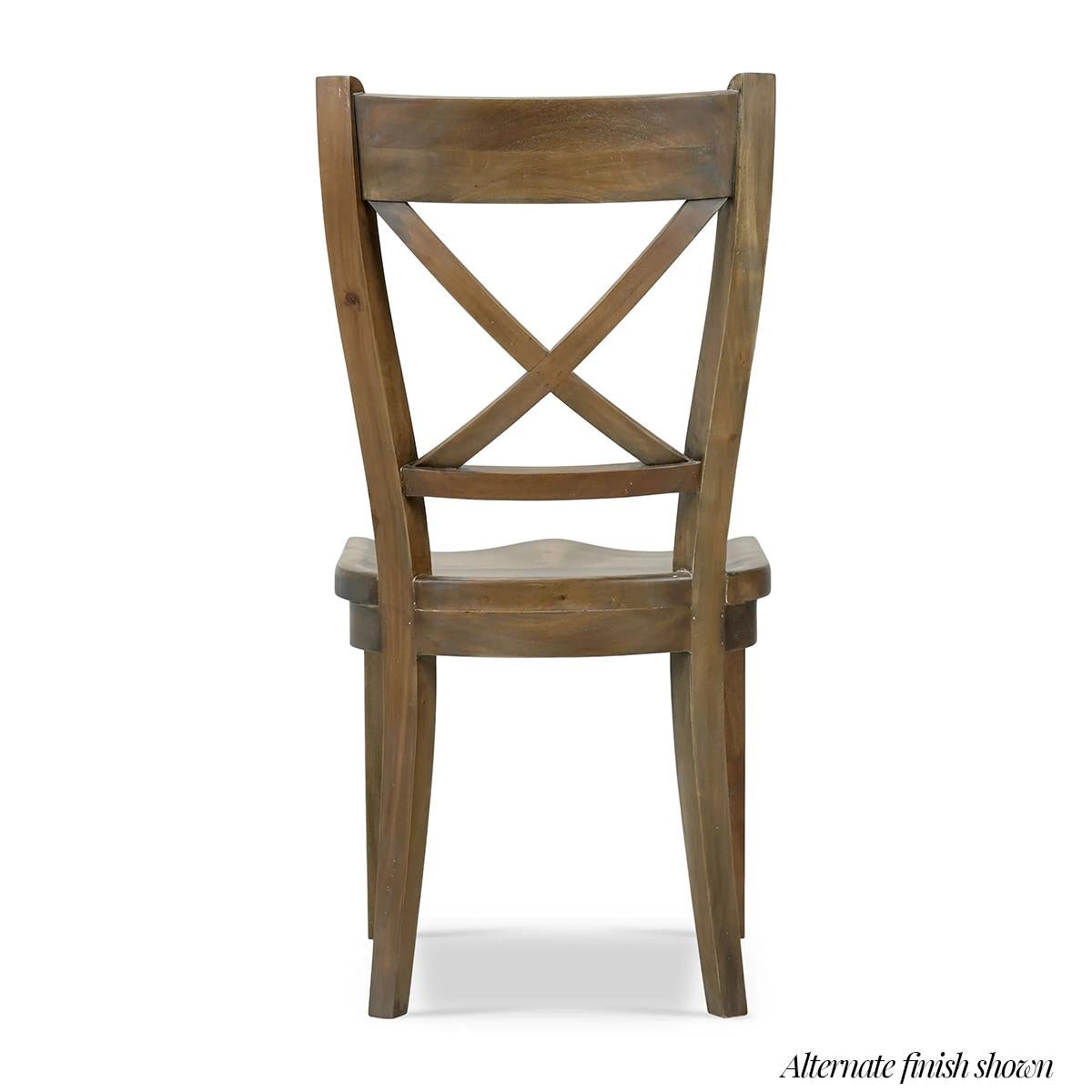 Weiß lackierter Esszimmerstuhl im französischen Provinzstil (Set aus 2) im Zustand „Neu“ im Angebot in Westwood, NJ